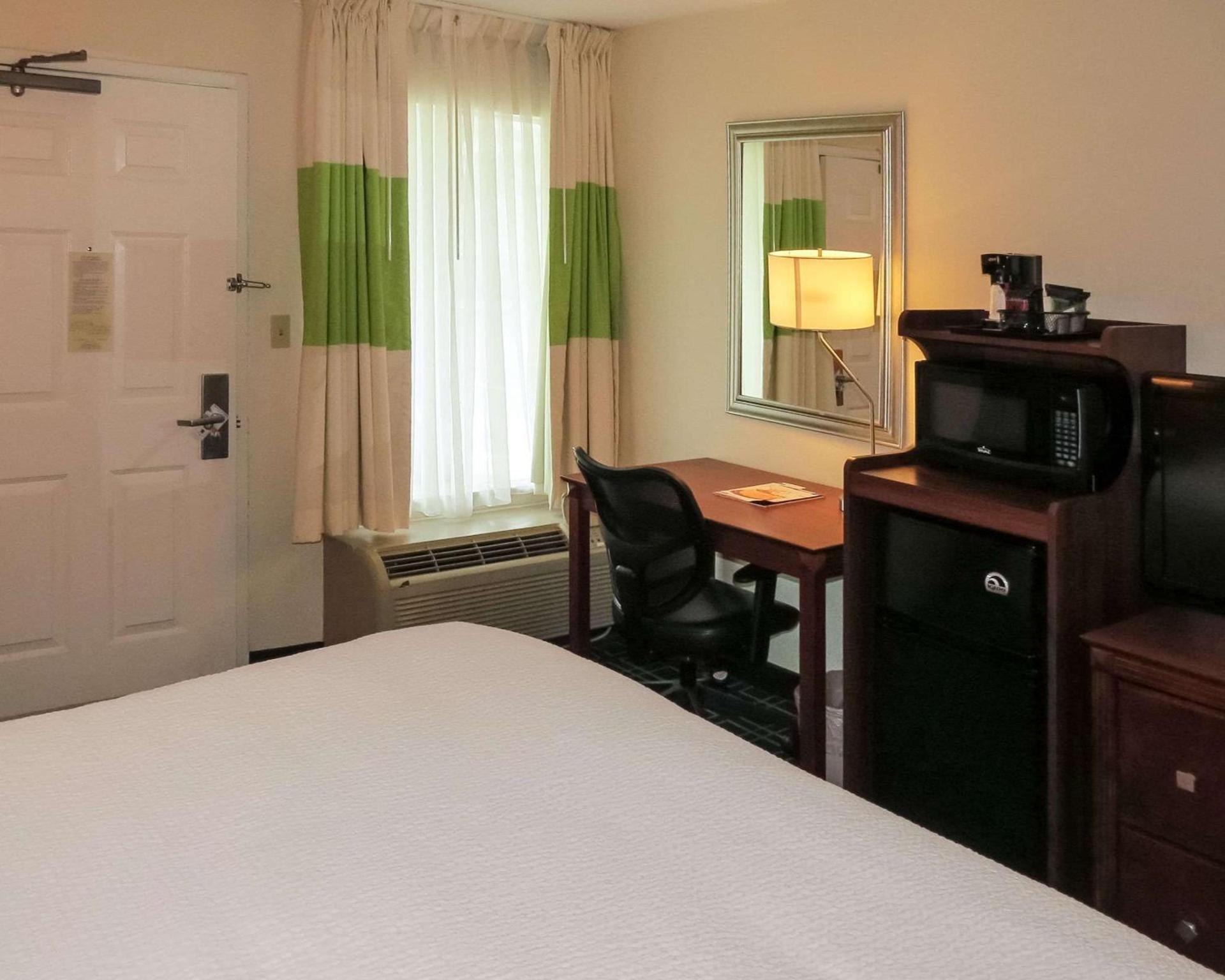 Quality Inn Cranberry Township photo 8