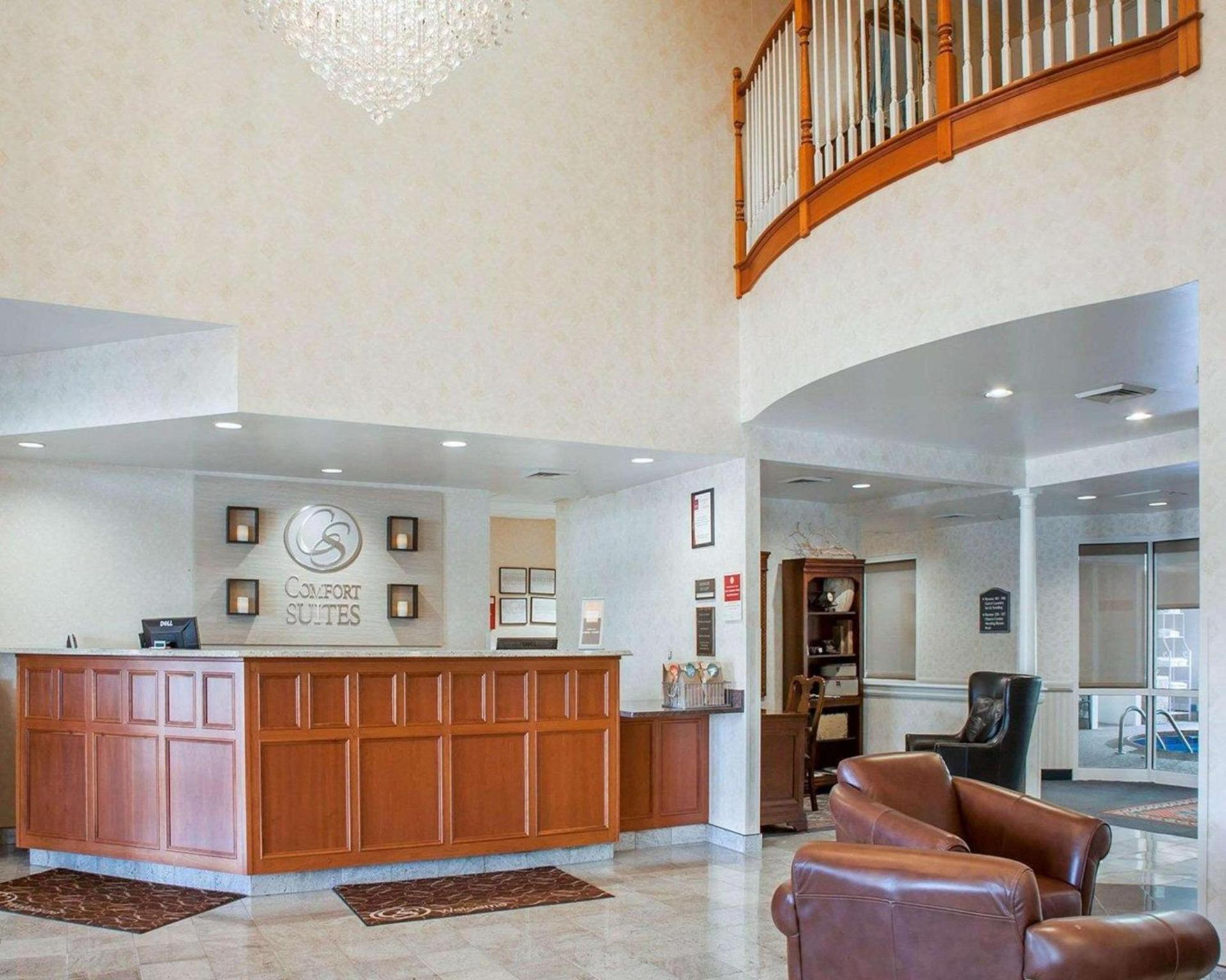 Comfort Suites West Warwick - Providence photo 6