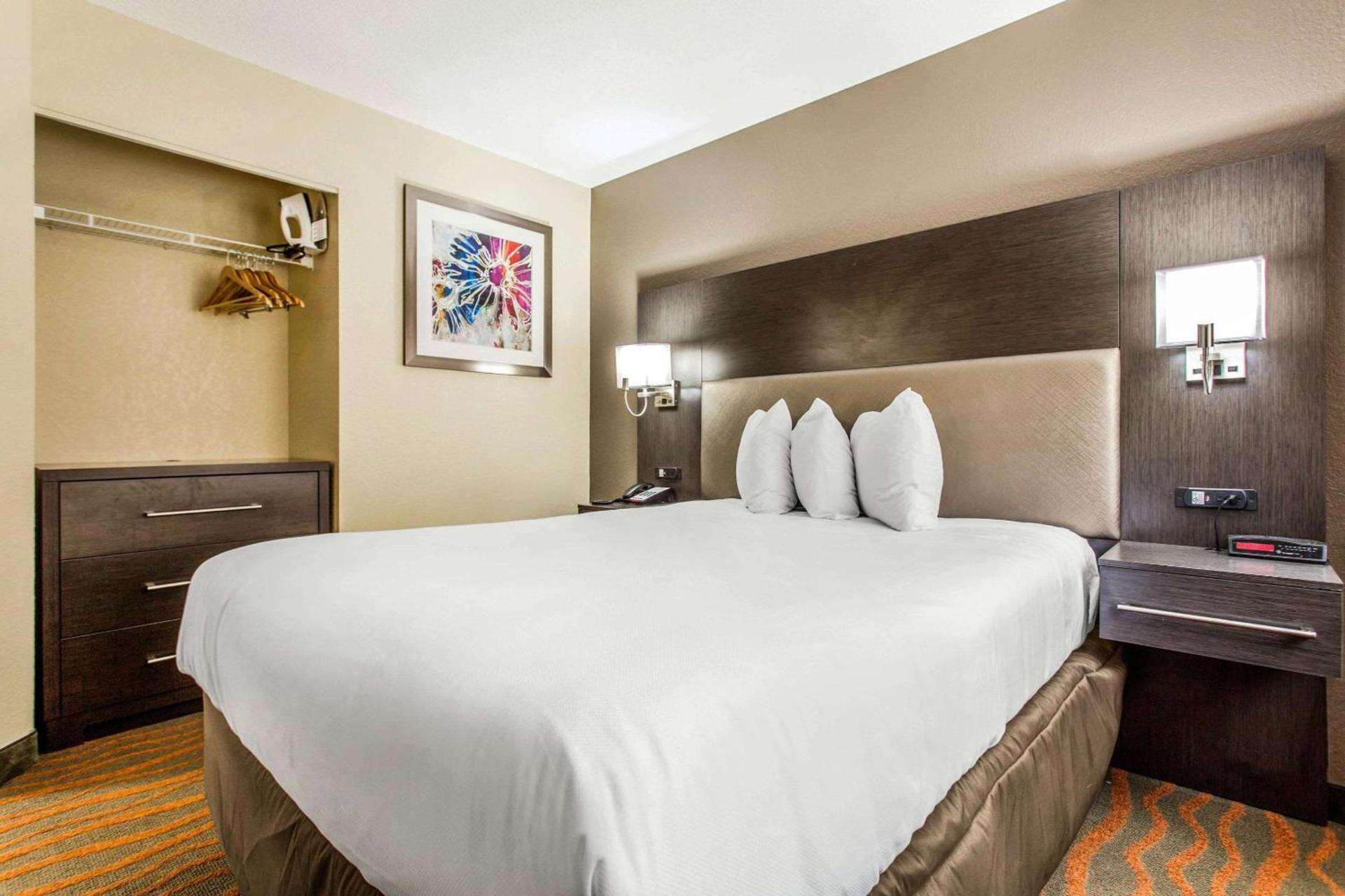 MainStay Suites Greenville Airport photo 17