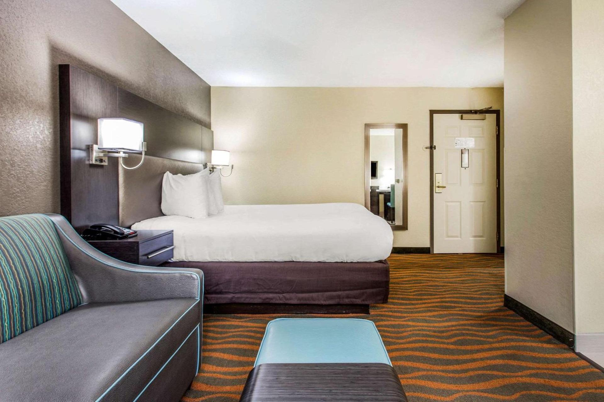 MainStay Suites Greenville Airport photo 7