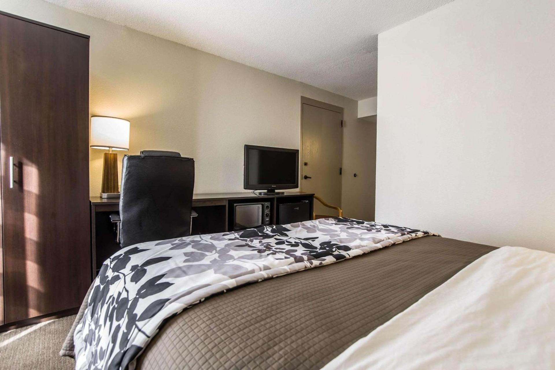 Sleep Inn Columbia Airport photo 7