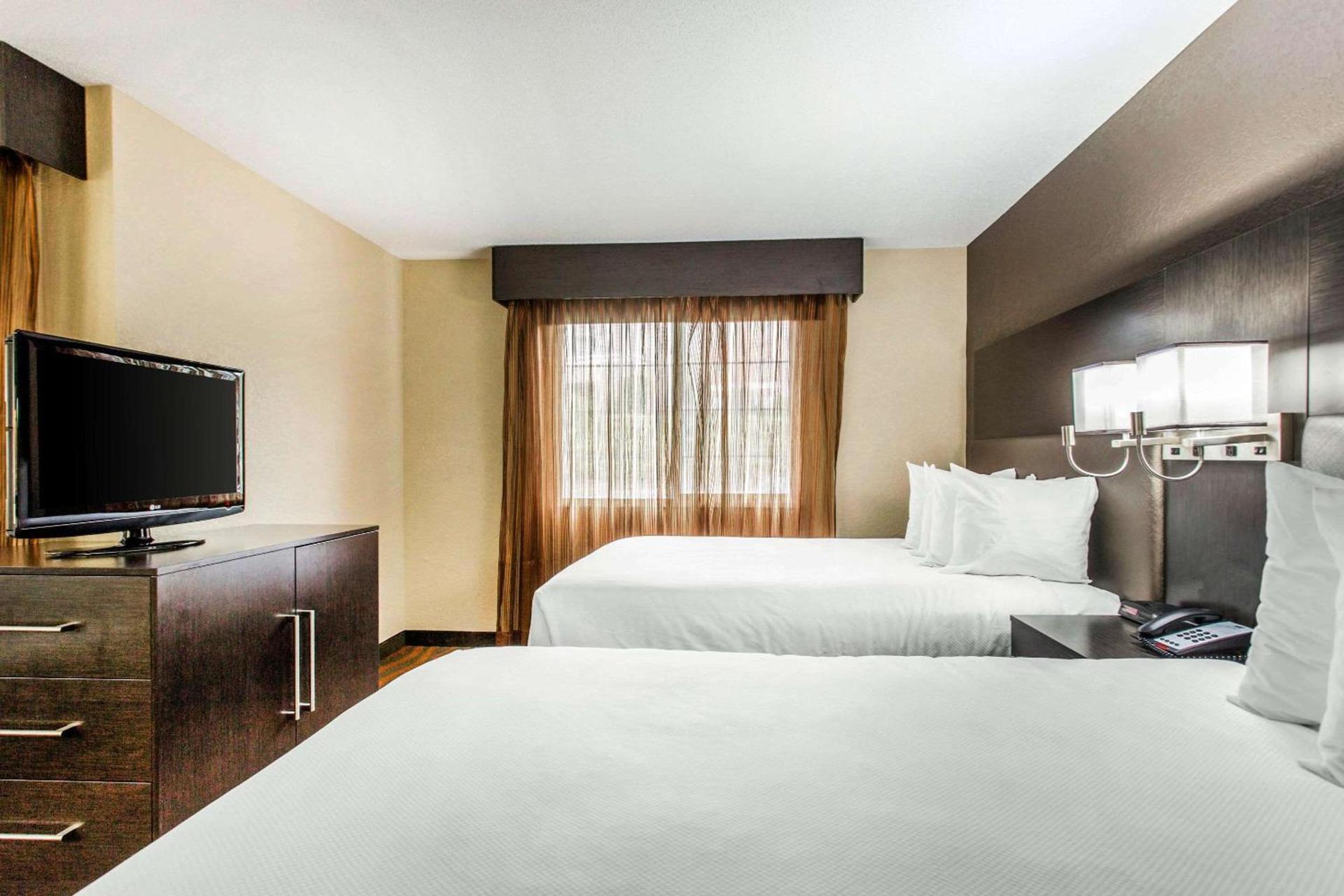 MainStay Suites Greenville Airport photo 12