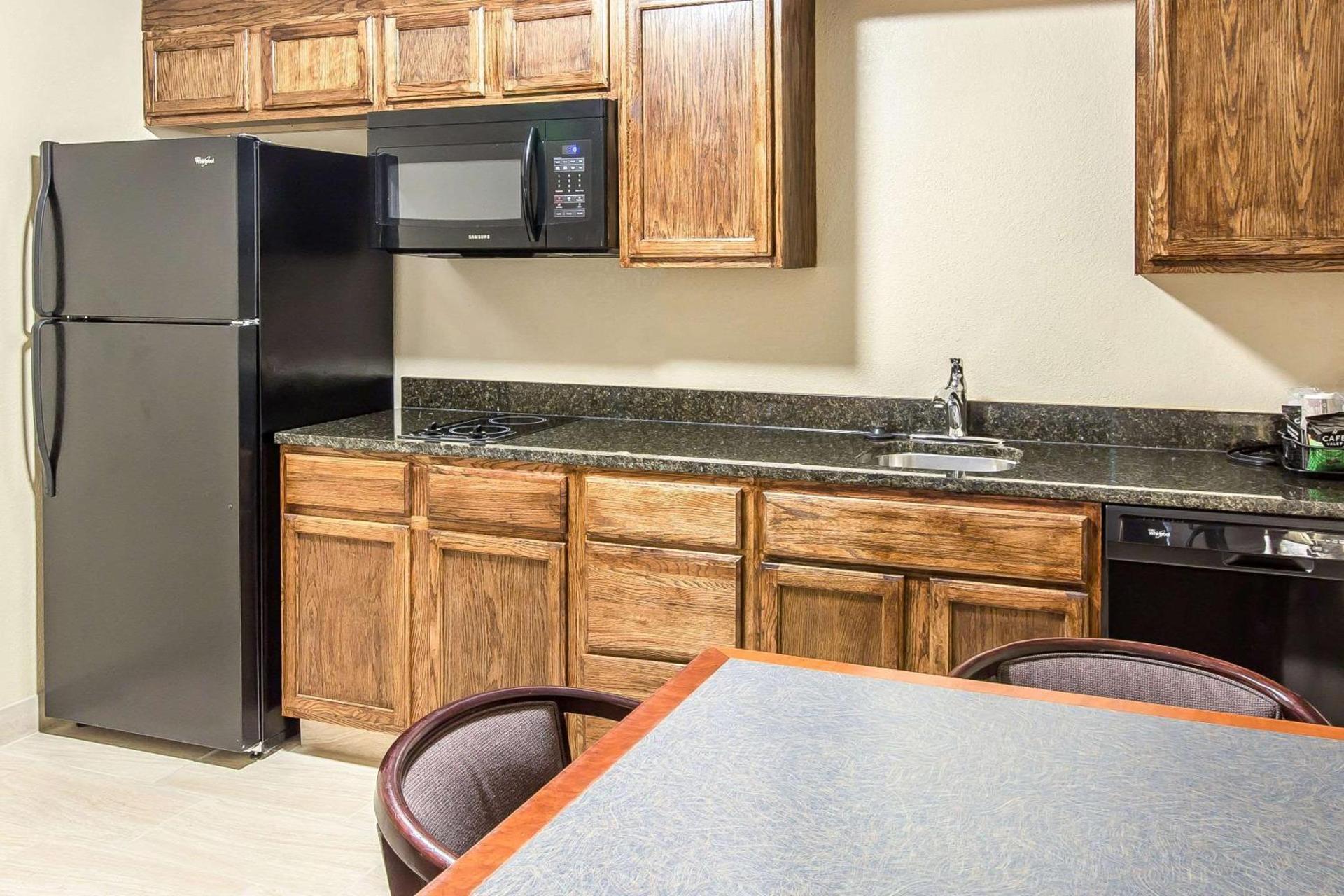 Quality Inn & Suites Easley - Greenville photo 18