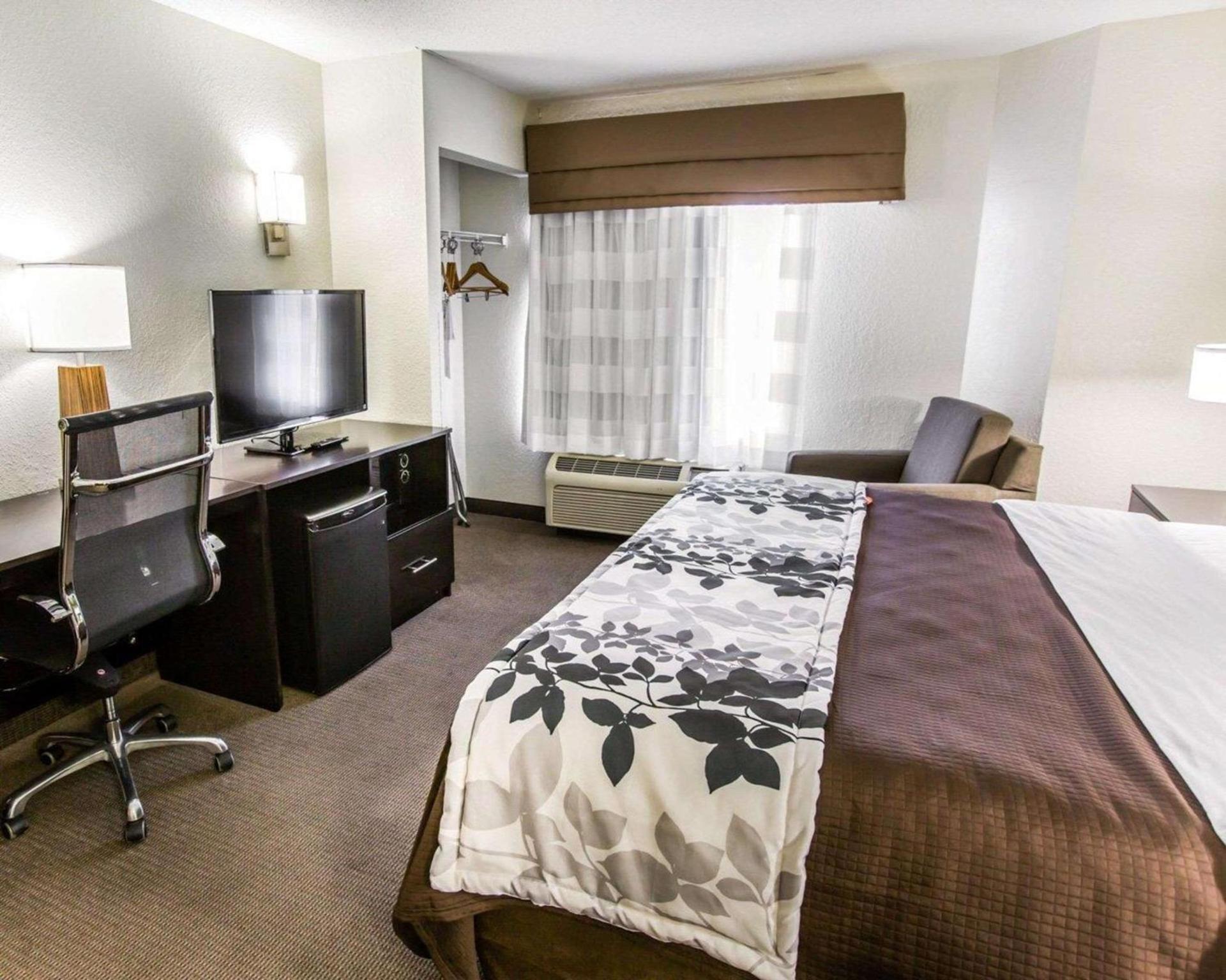 Wingate by Wyndham Myrtle Beach At Outlets photo 9
