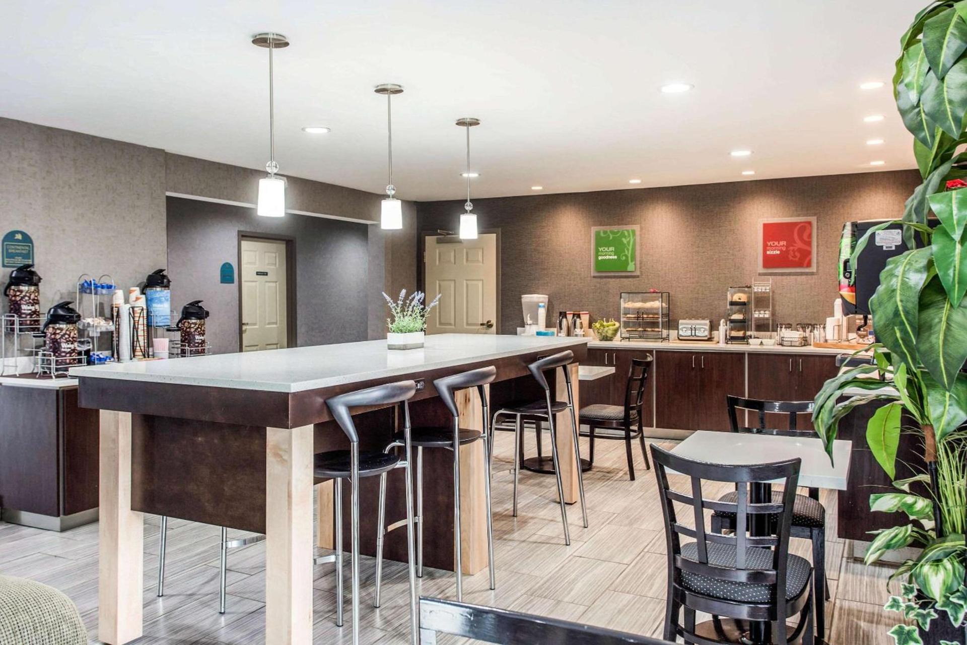 MainStay Suites Greenville Airport photo 23