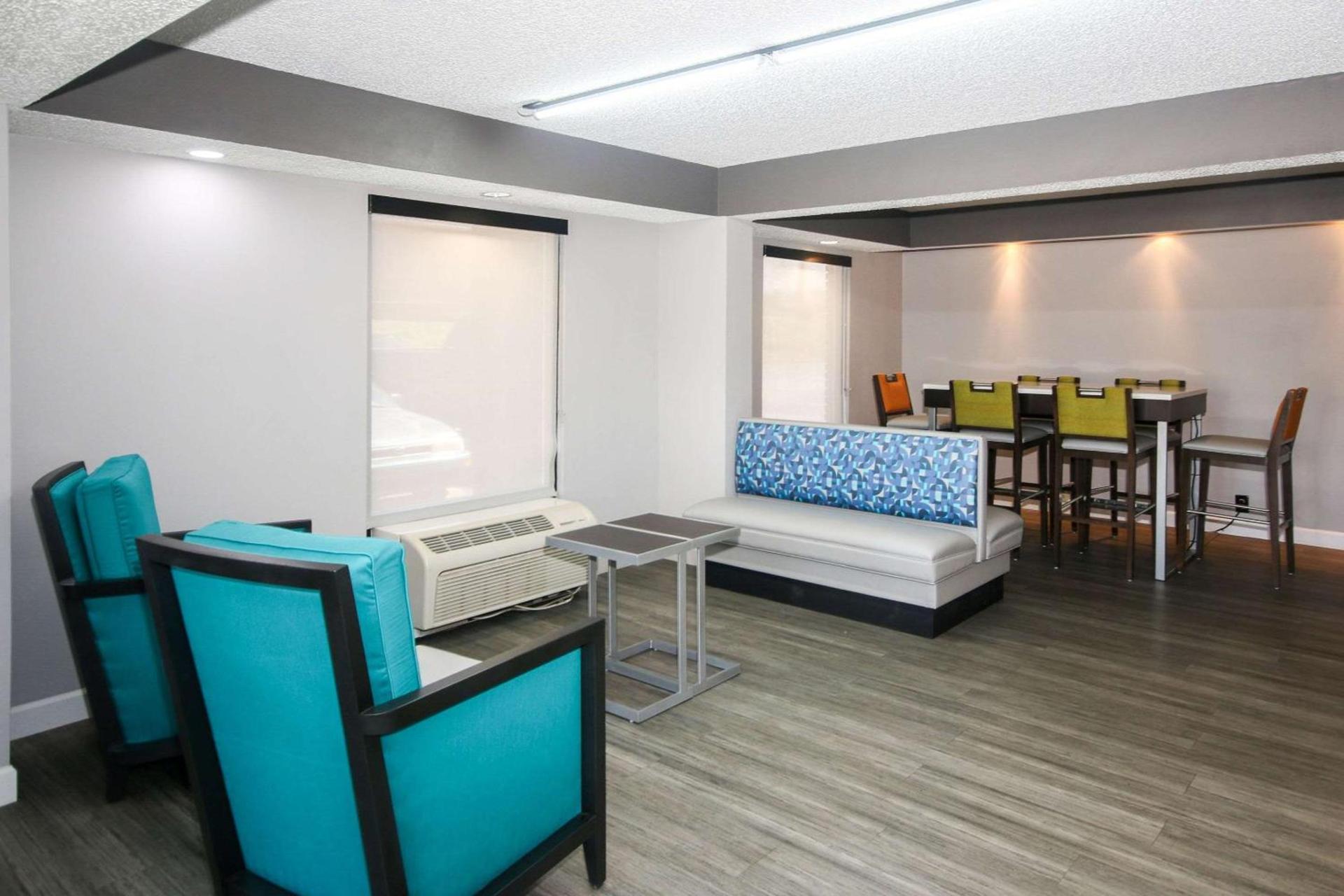 Quality Inn Clinton - Laurens I-26 photo 3