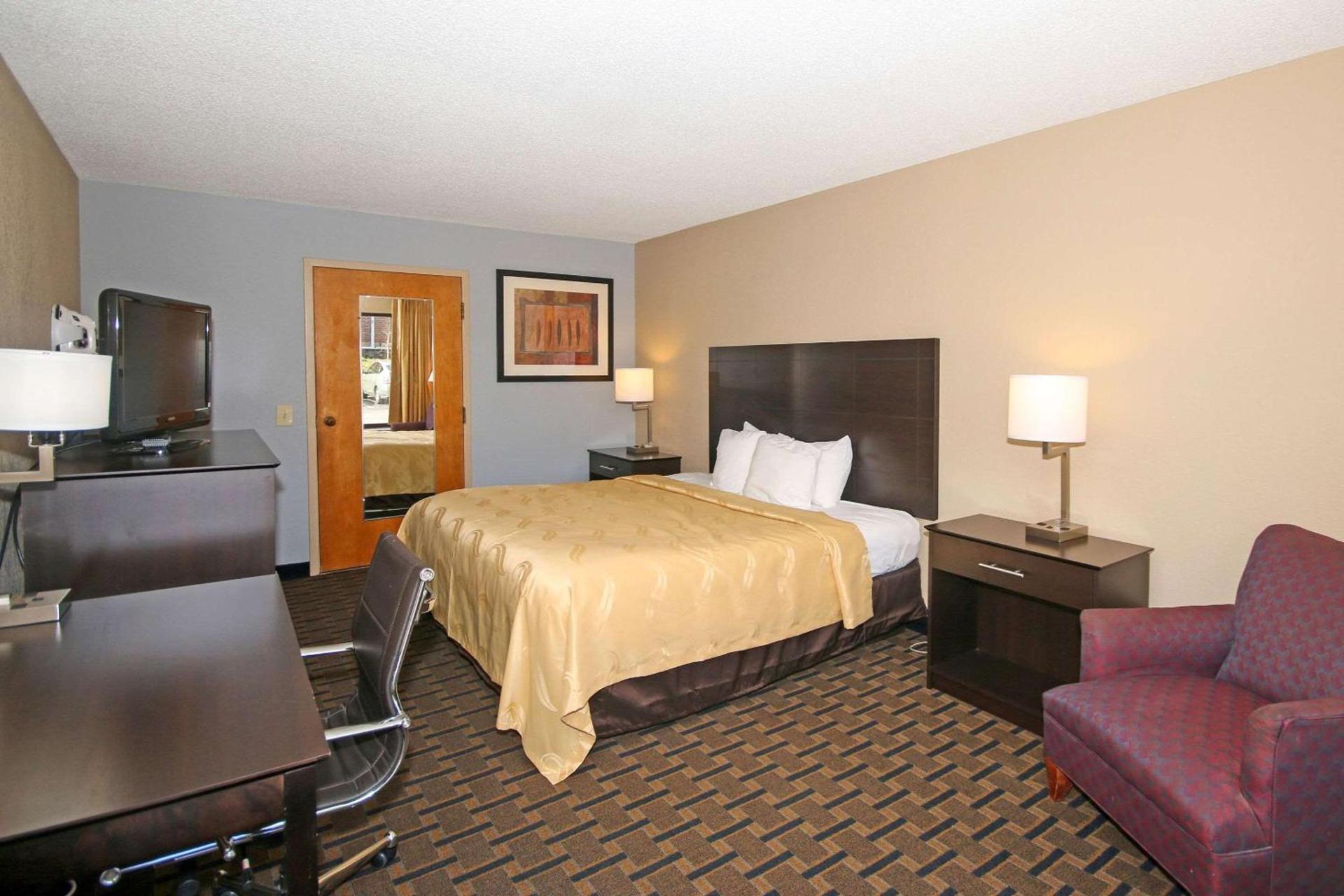 Quality Inn Clinton - Laurens I-26 photo 15