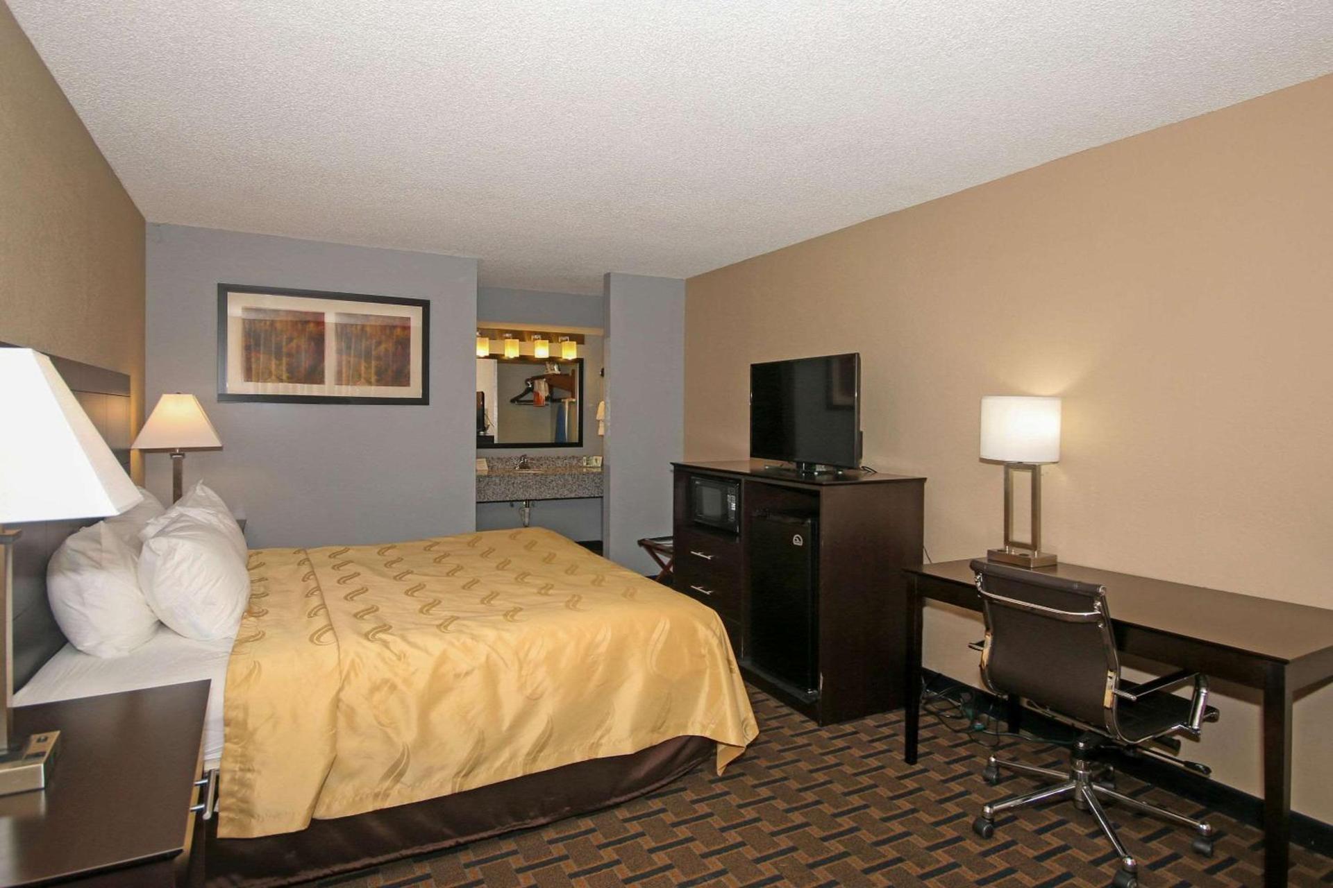 Quality Inn Clinton - Laurens I-26 photo 8
