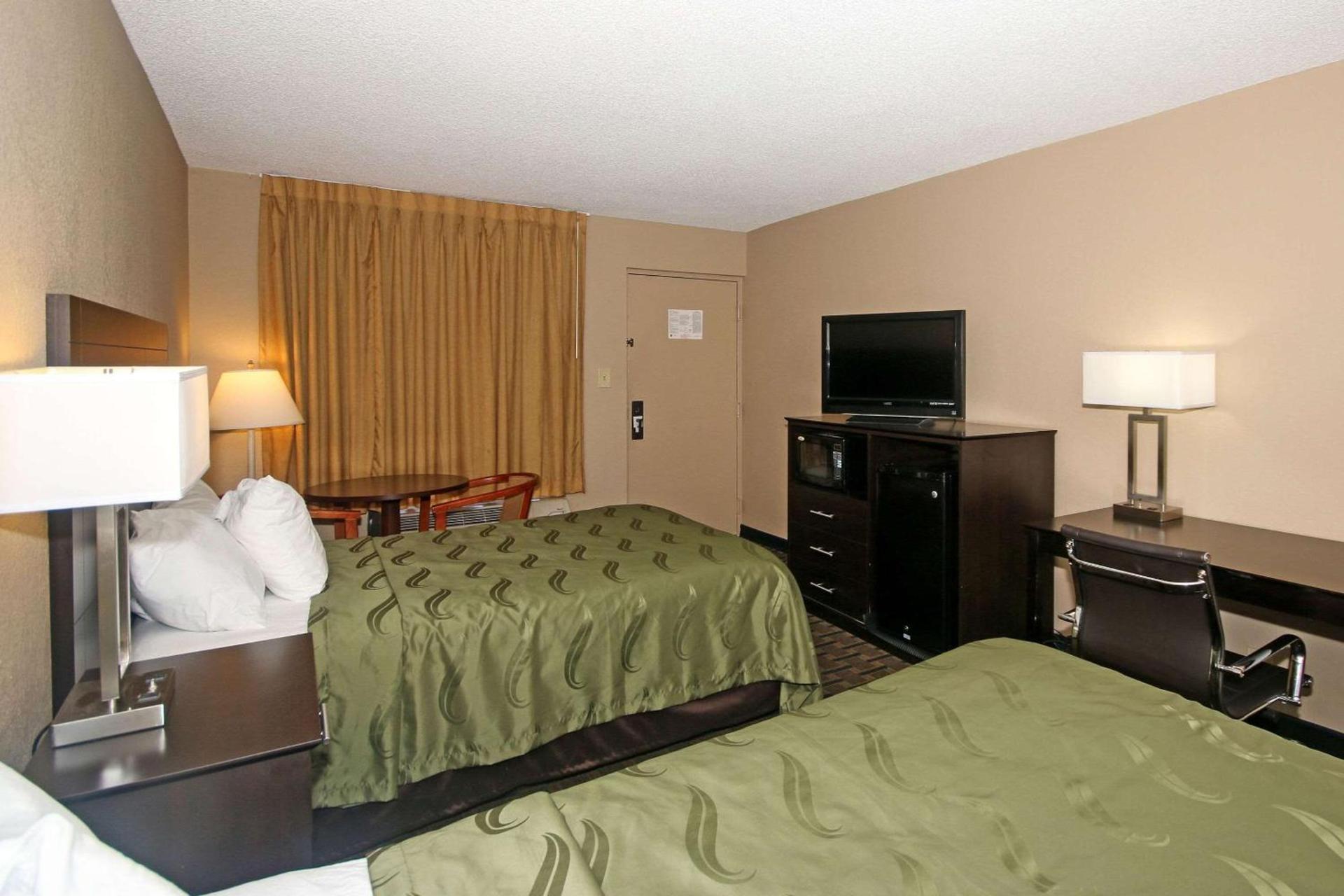 Quality Inn Clinton - Laurens I-26 photo 11