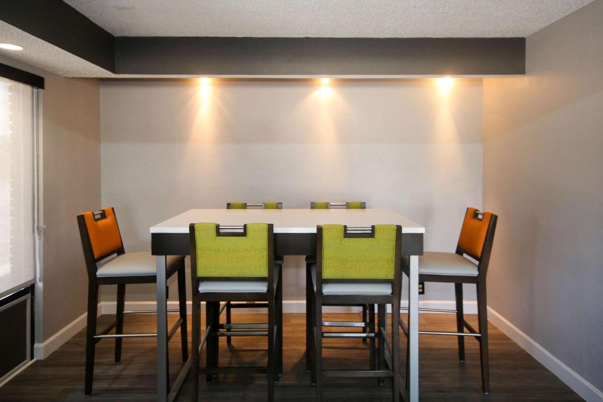 Quality Inn Clinton - Laurens I-26 photo 4