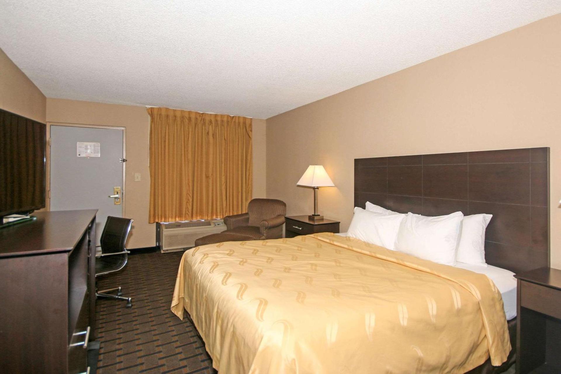 Quality Inn Clinton - Laurens I-26 photo 7