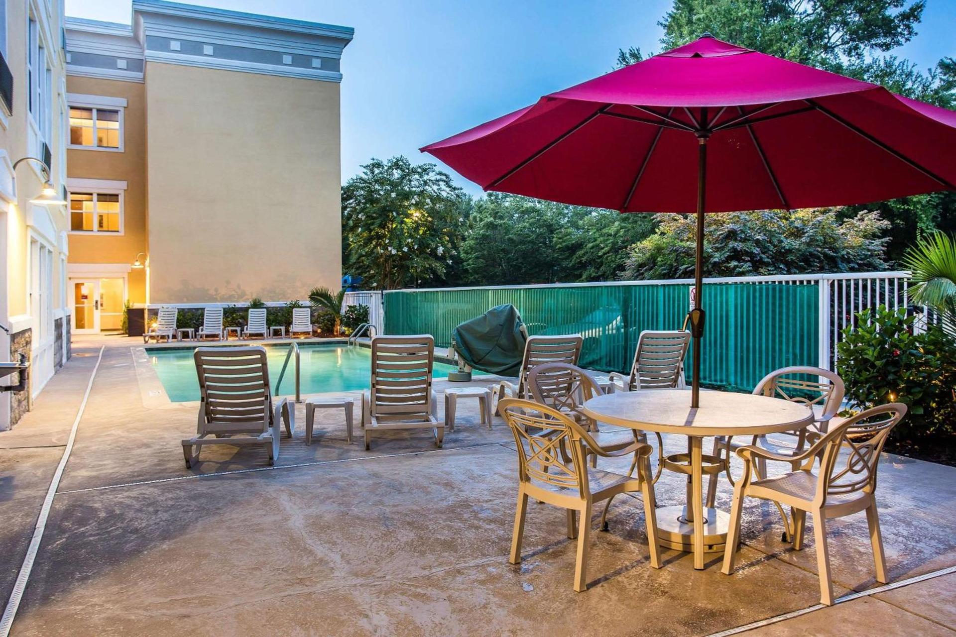 Comfort Suites at Isle of Palms Connector photo 19