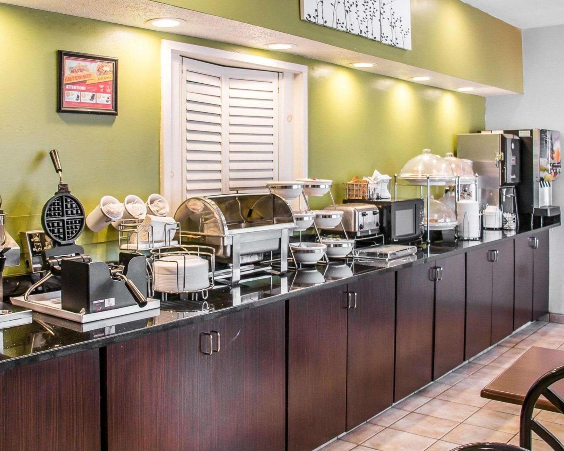 Sleep Inn Hardeeville - I-95 photo 10