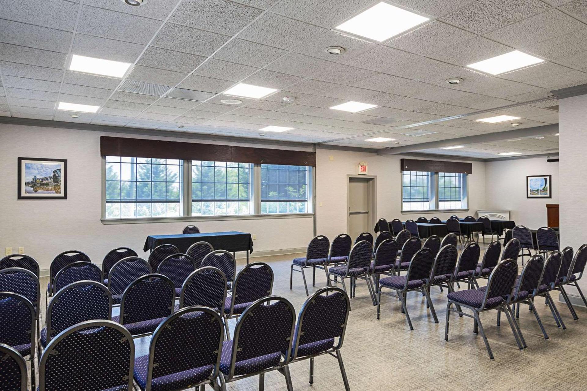 Quality Inn & Suites Greenville - Haywood Mall photo 21