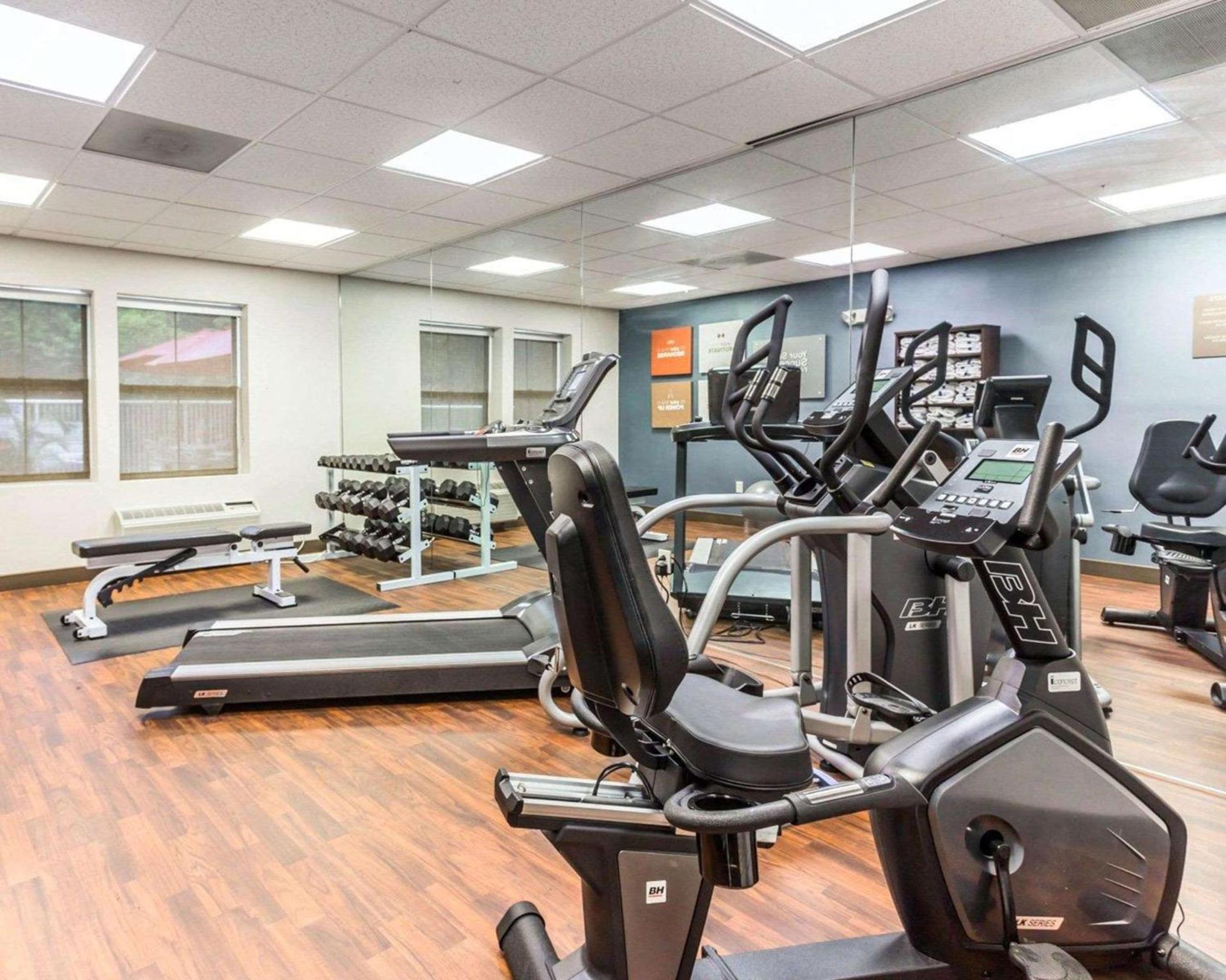 Comfort Suites at Isle of Palms Connector photo 10