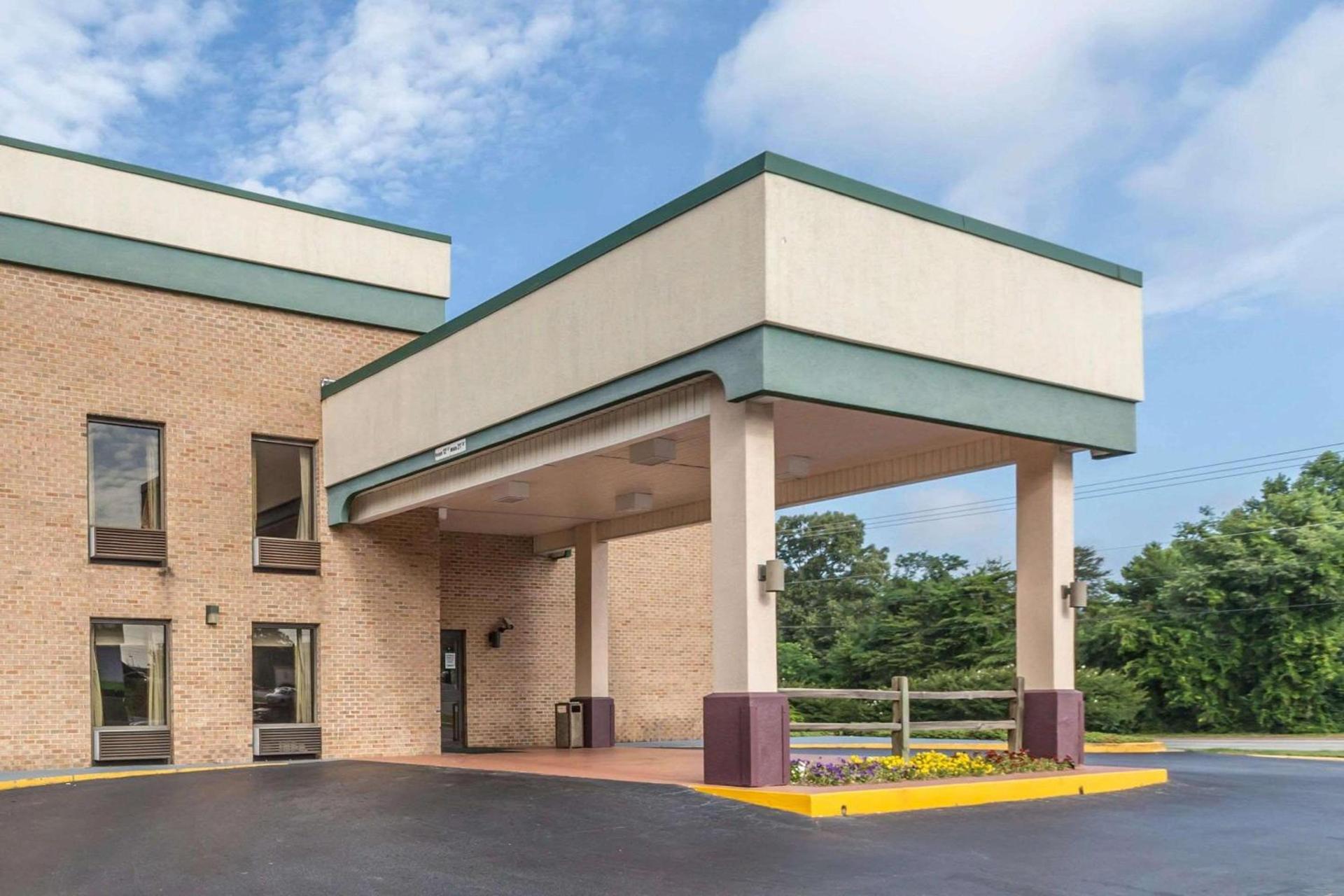 Quality Inn Greer - Greenville photo 16