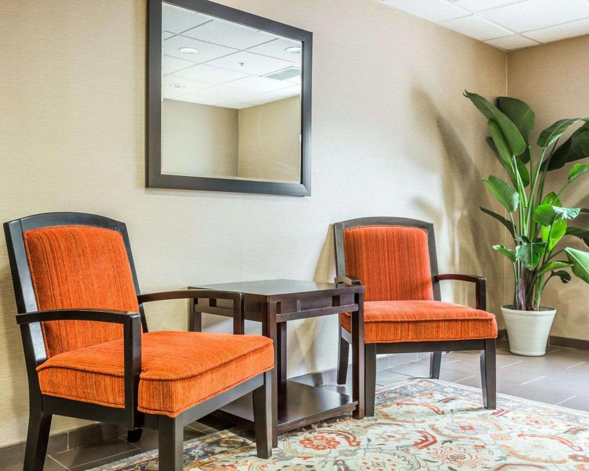 Comfort Suites at Isle of Palms Connector photo 11