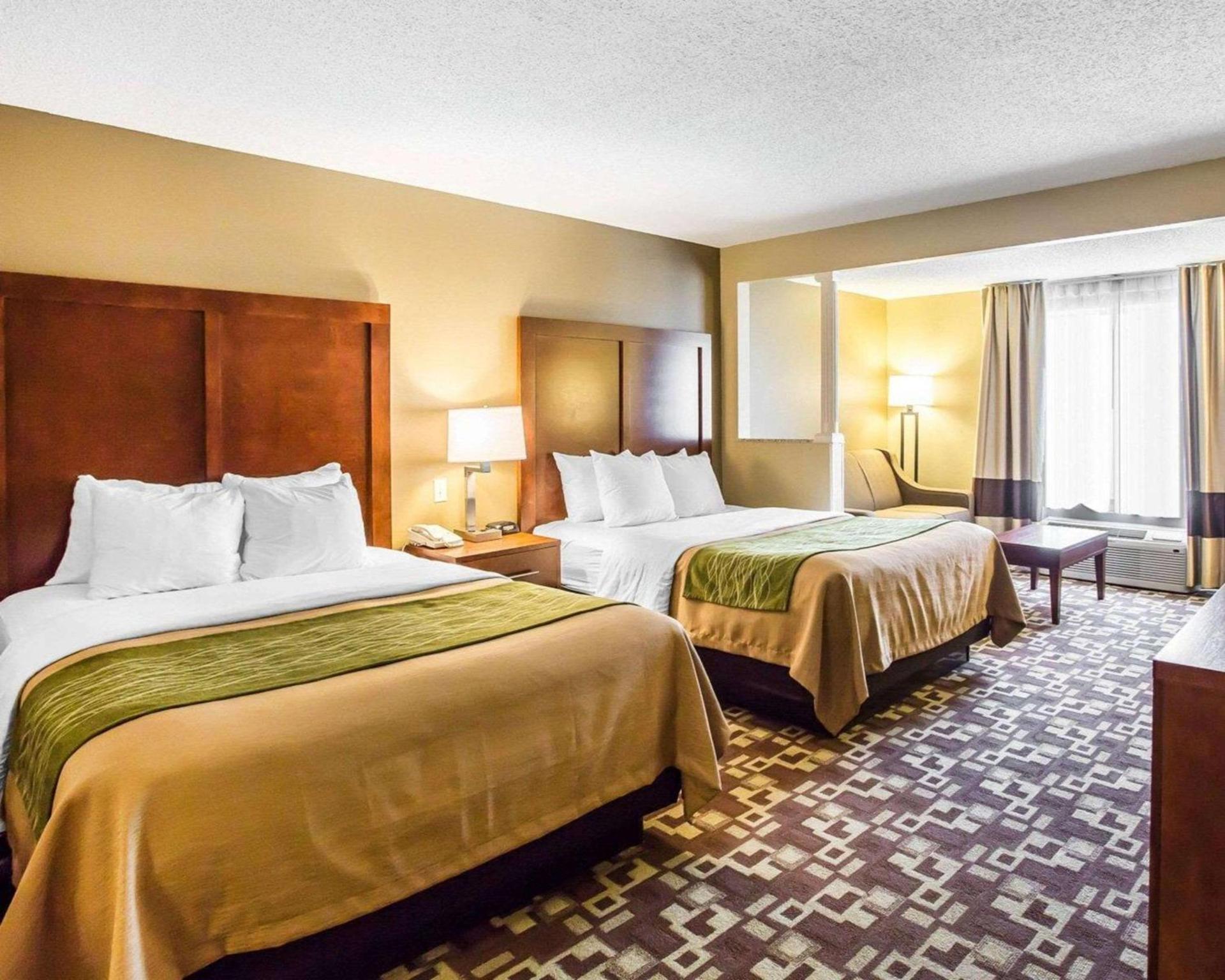 Comfort Inn & Suites Walterboro I-95 photo 8