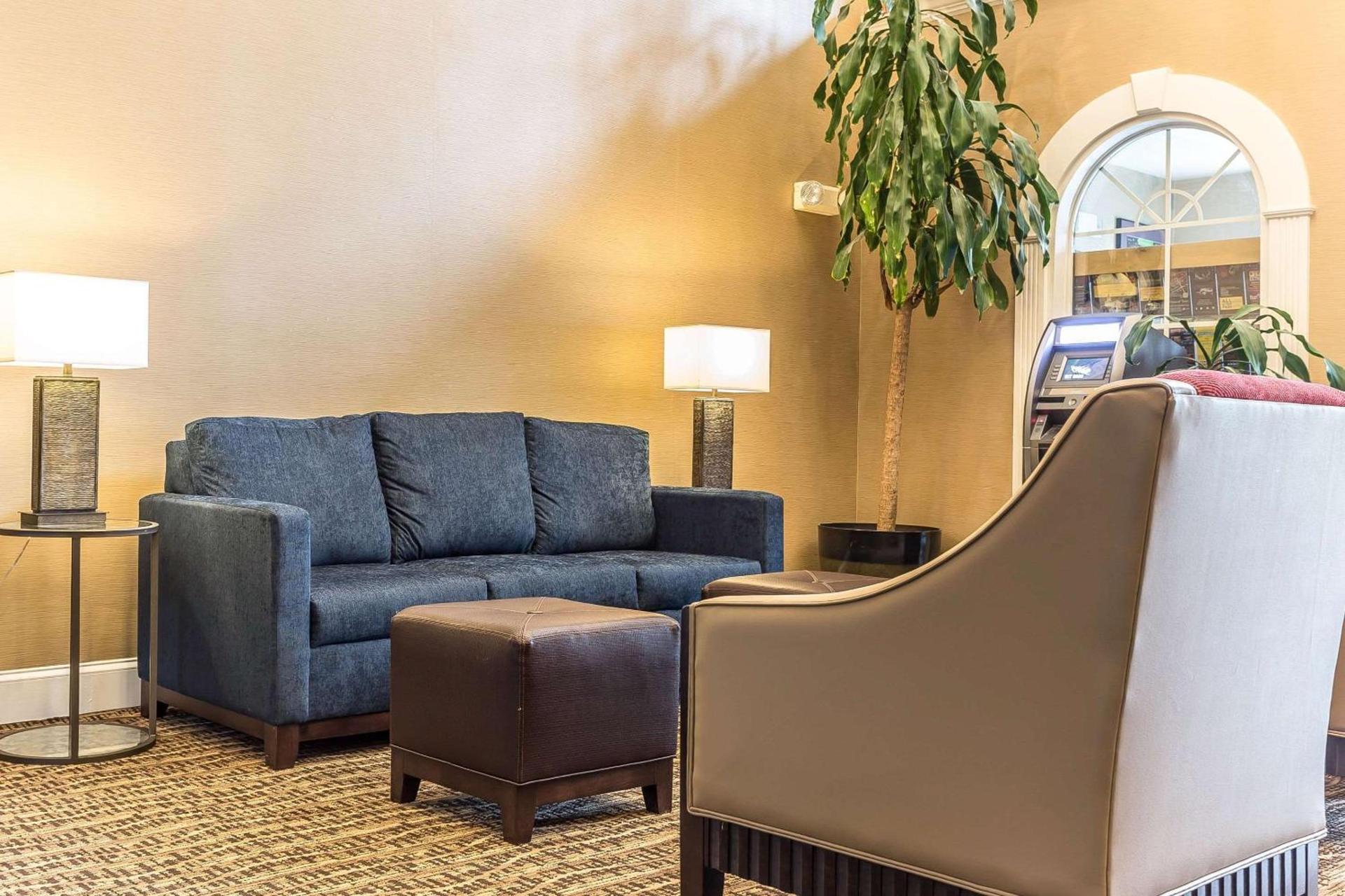 Comfort Suites Myrtle Beach Central photo 5