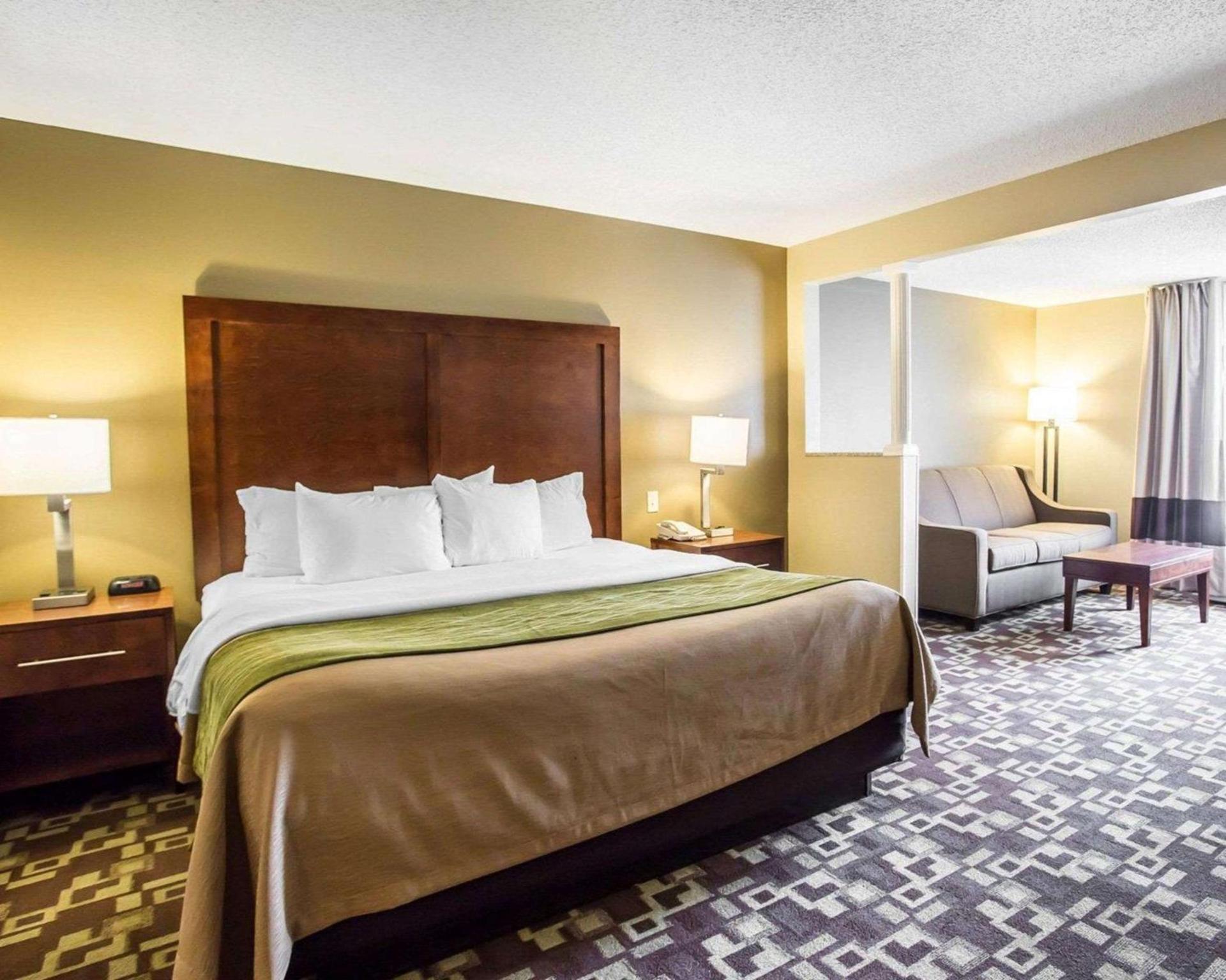 Comfort Inn & Suites Walterboro I-95 photo 22