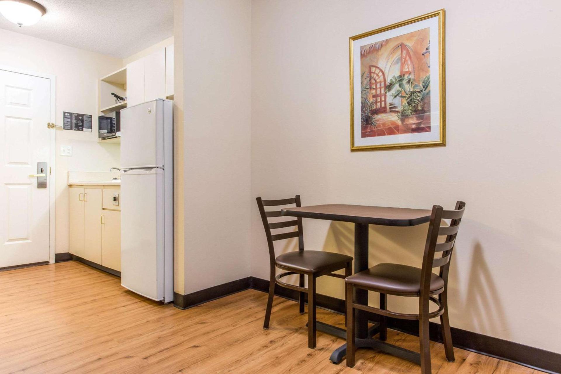 Studio 6 Extended Stay - Myrtle Beach, SC photo 40