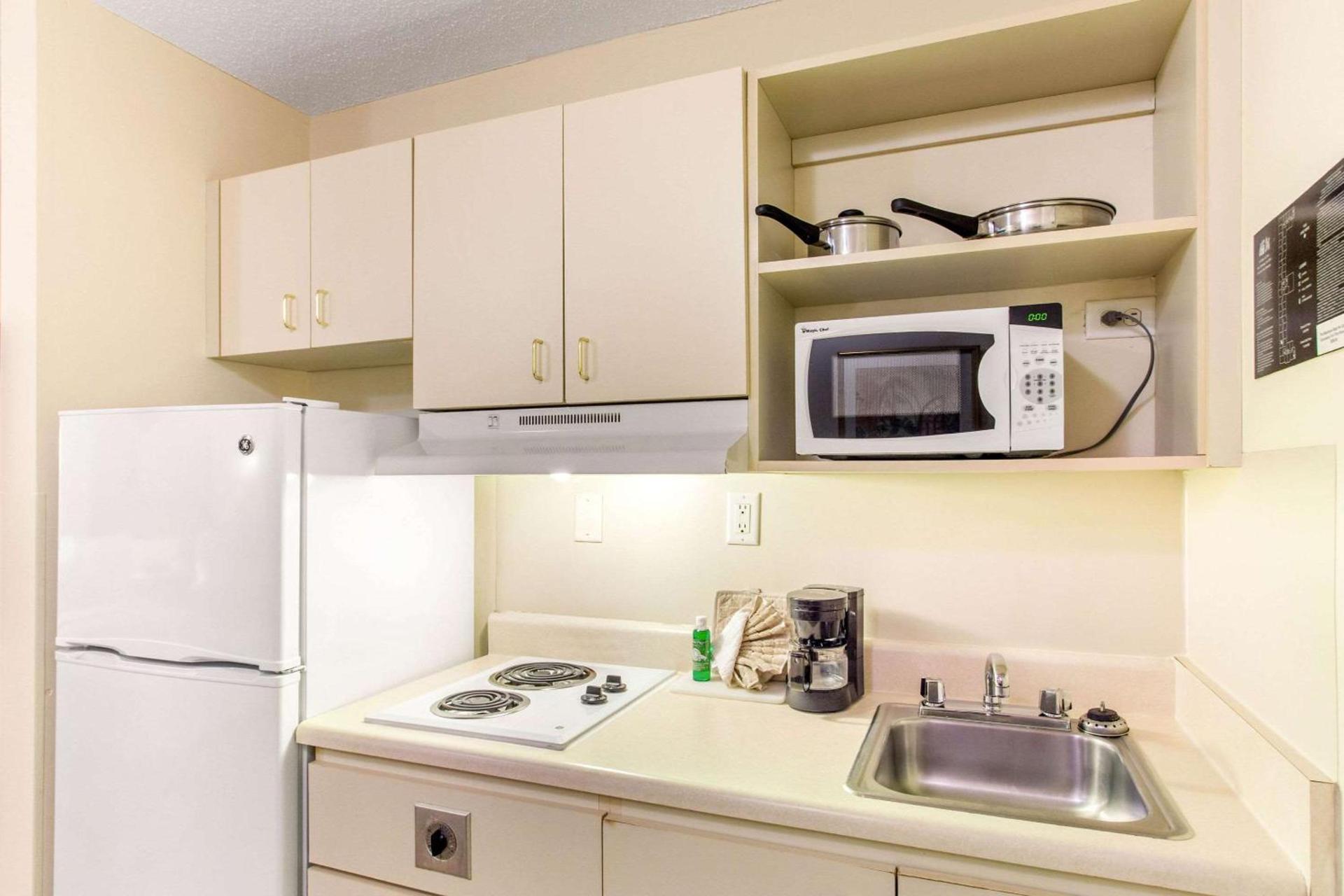 Studio 6 Extended Stay - Myrtle Beach, SC photo 36