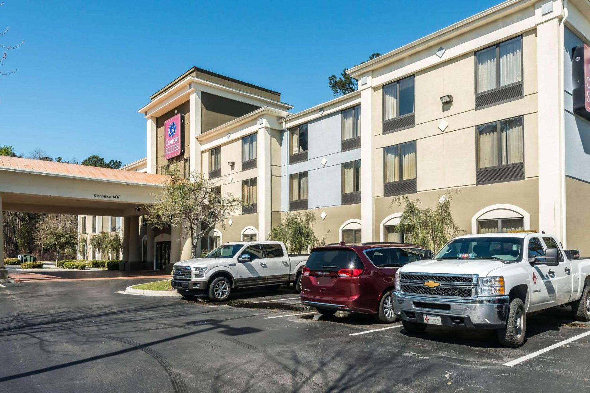 Comfort Suites near MCAS Beaufort — hotel in Beaufort