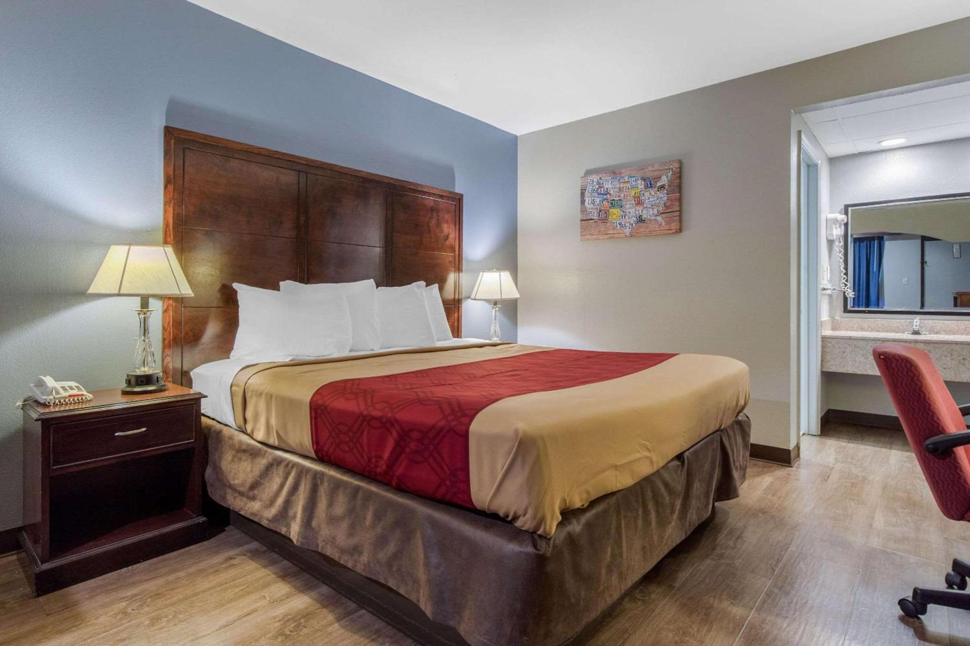 Econo Lodge Aiken Central photo 17