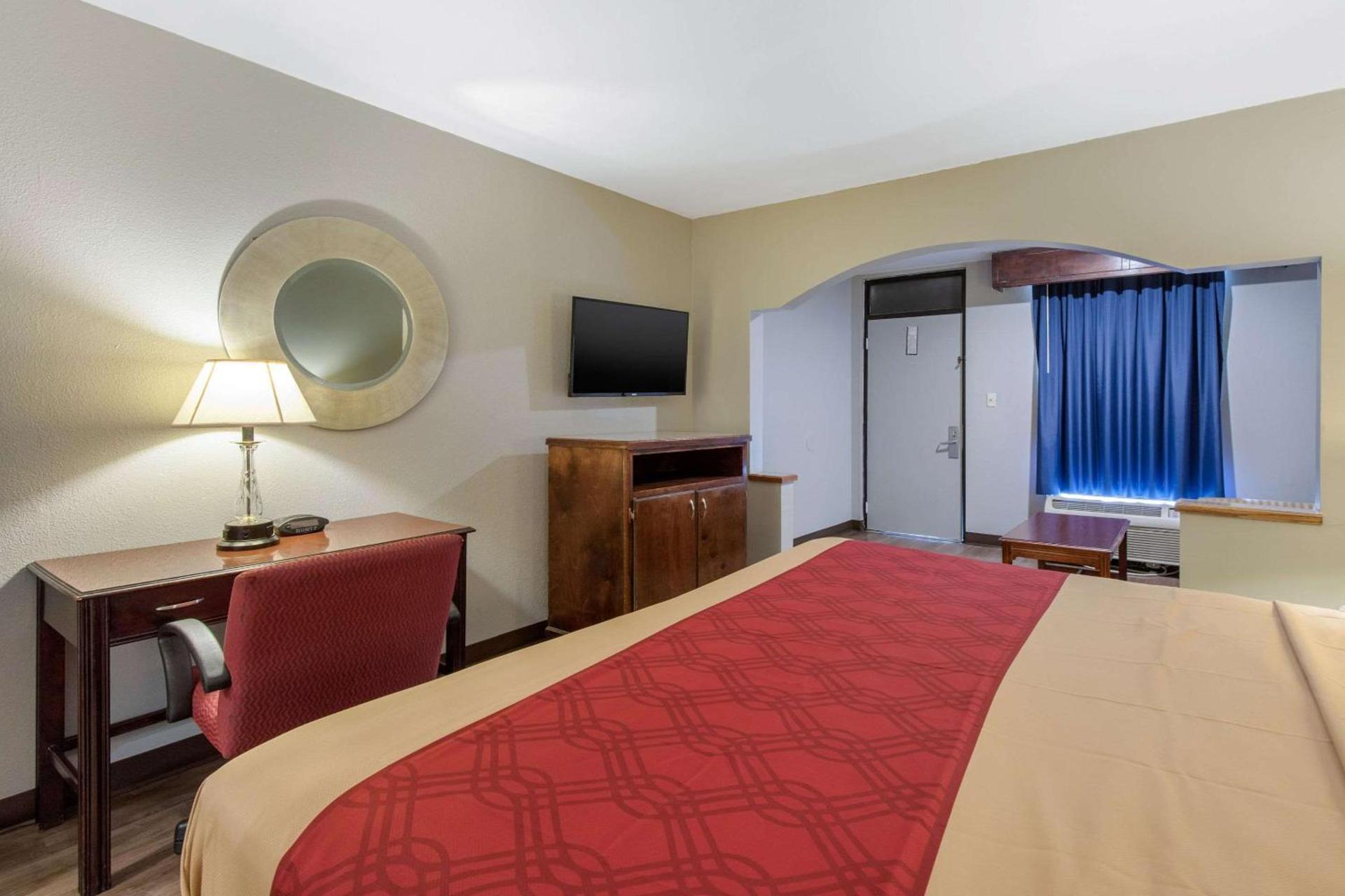 Econo Lodge Aiken Central photo 22