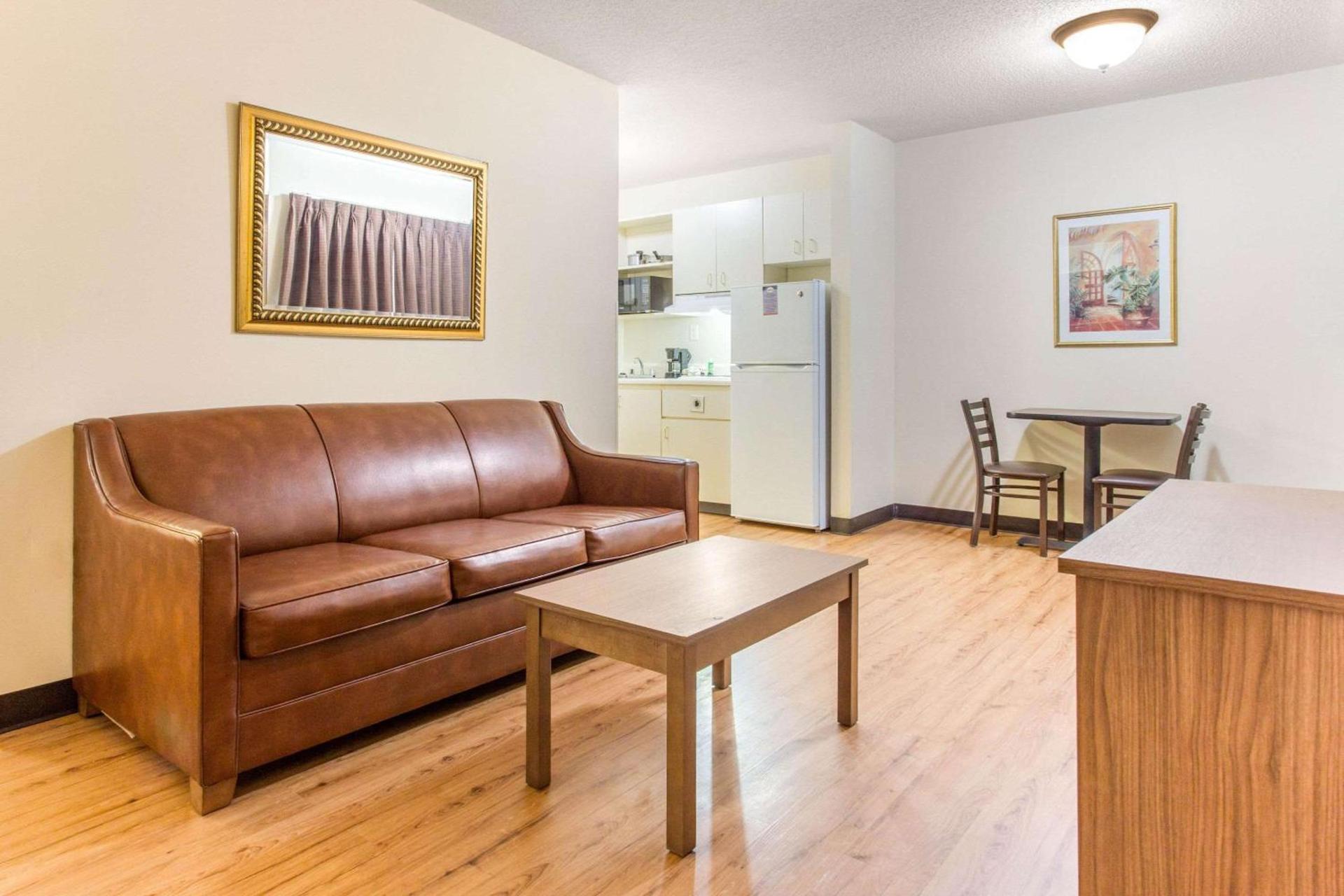 Studio 6 Extended Stay - Myrtle Beach, SC photo 26