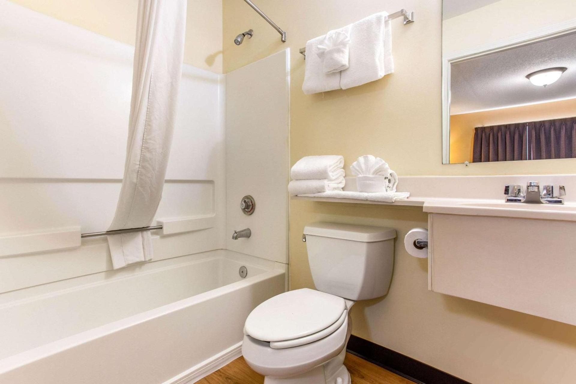 Studio 6 Extended Stay - Myrtle Beach, SC photo 21