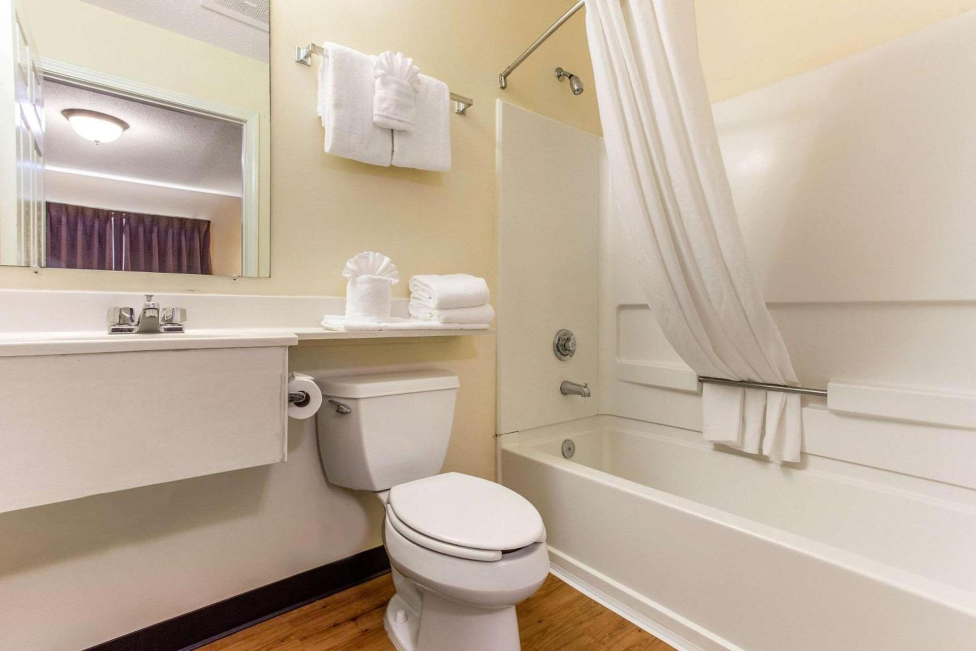 Studio 6 Extended Stay - Myrtle Beach, SC photo 23