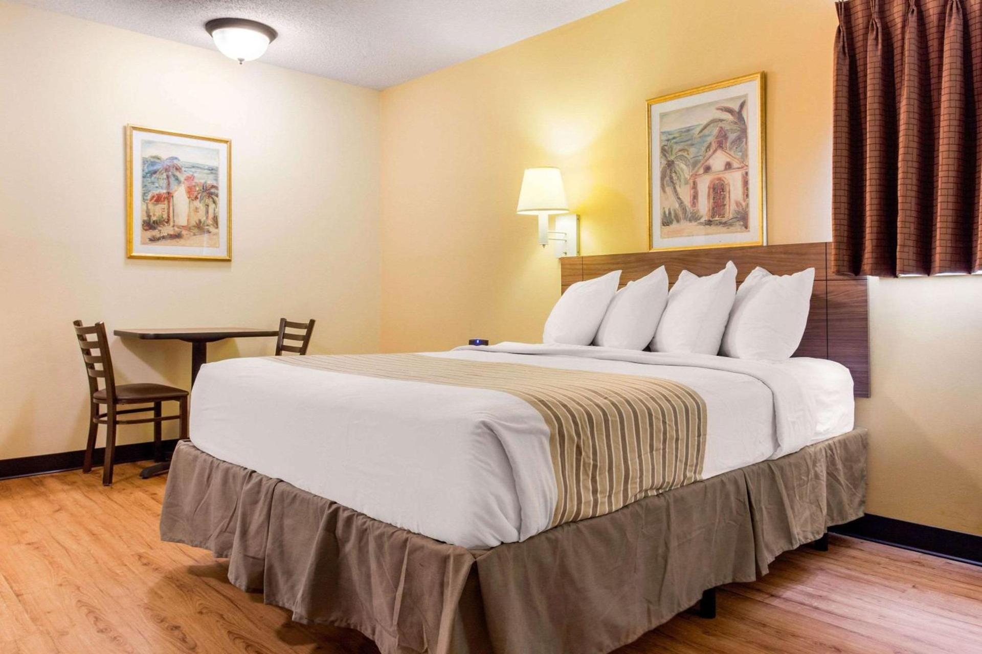 Studio 6 Extended Stay - Myrtle Beach, SC photo 6