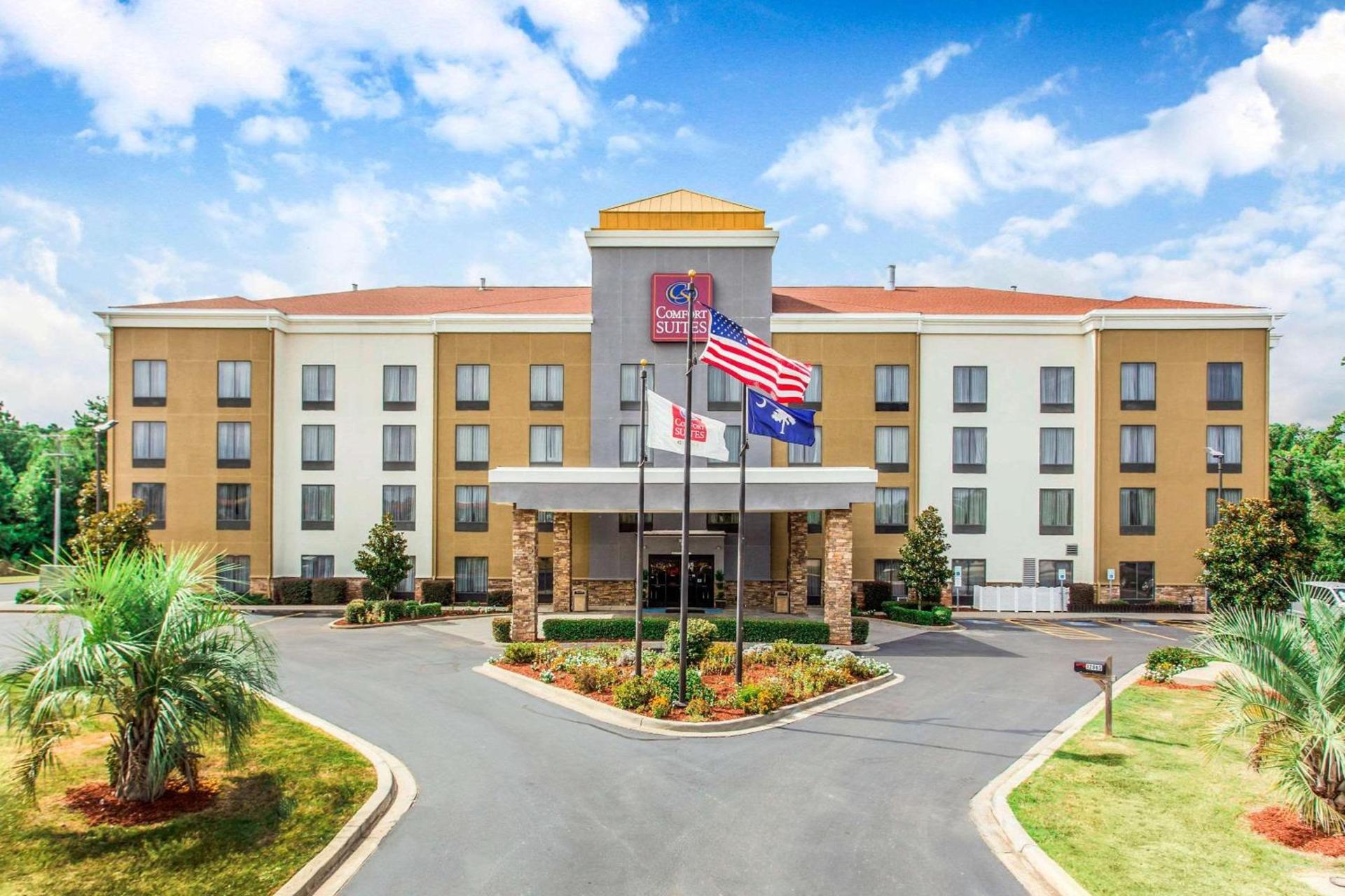 Comfort Suites Clinton near Presbyterian College — hotel in Clinton