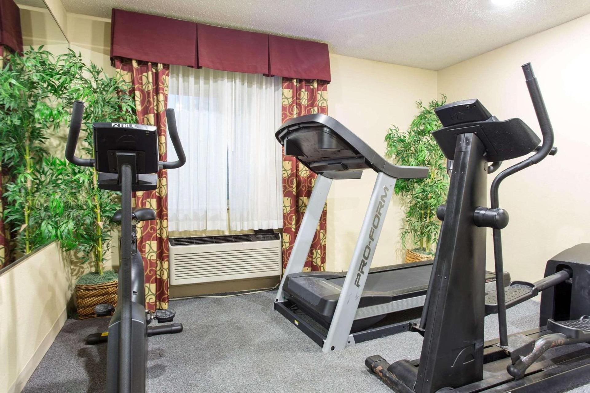 Comfort Inn Columbia West photo 35