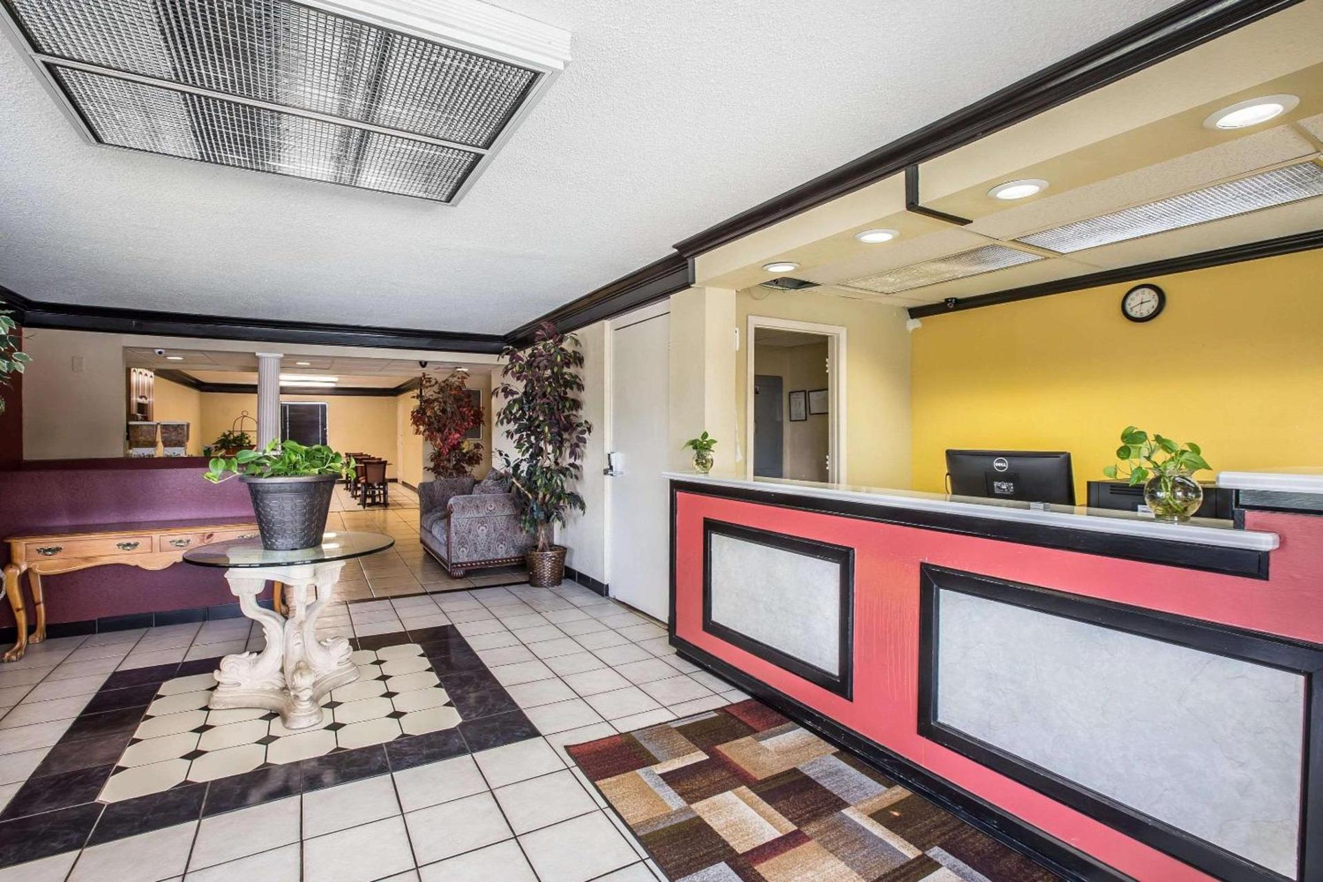 Rodeway Inn Expo Center photo 6