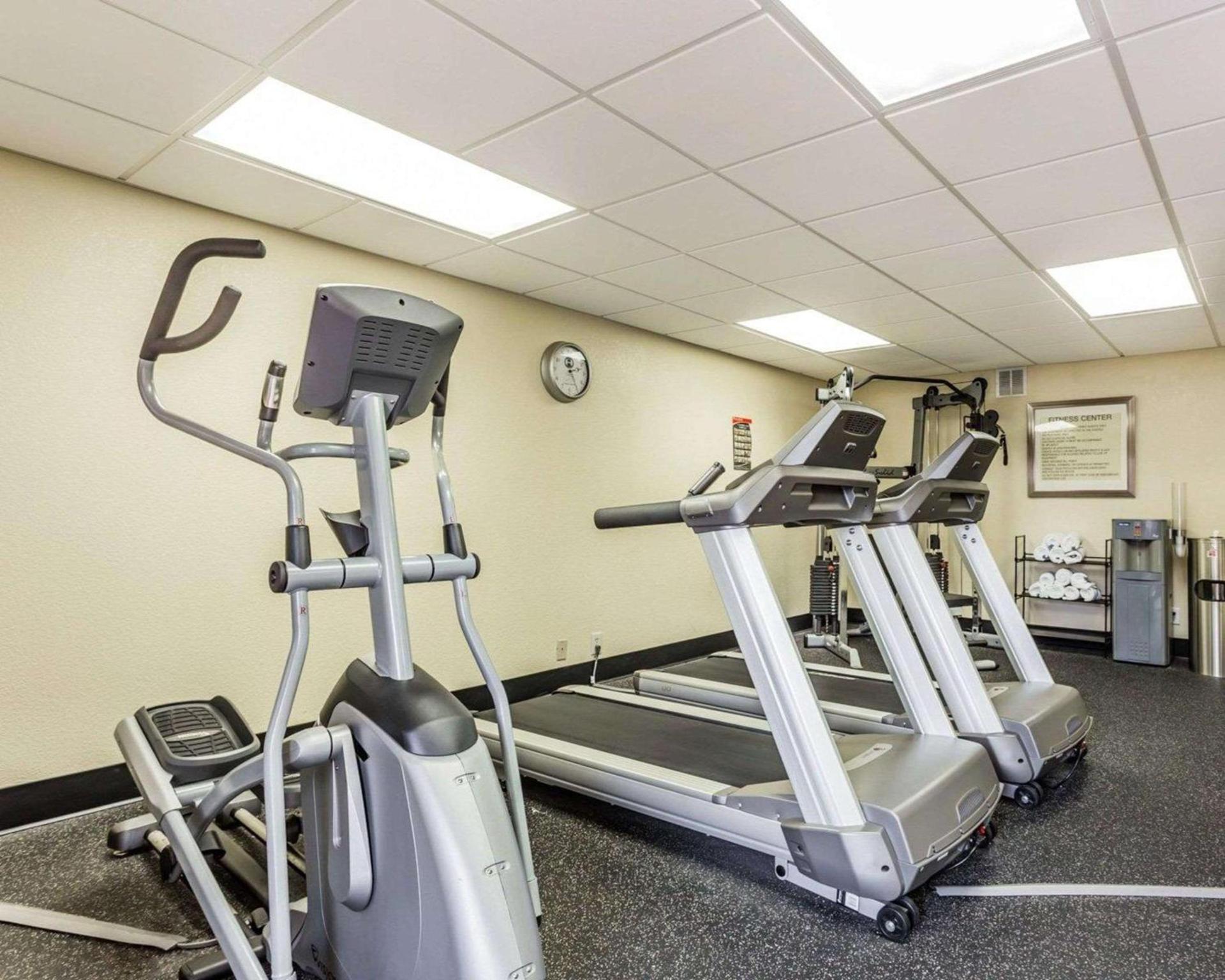 Quality Inn Mt Pleasant - Charleston photo 18