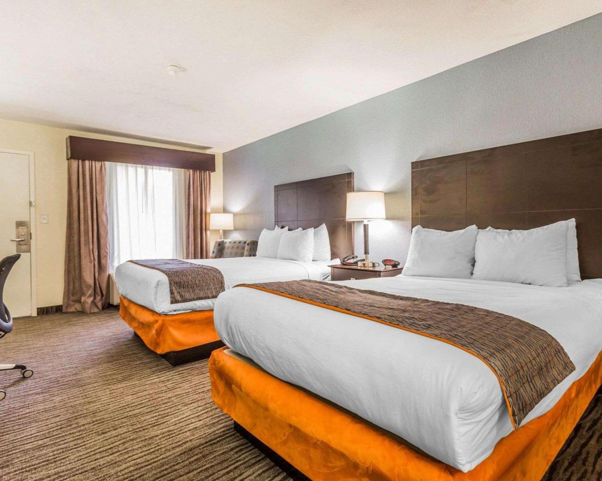 Quality Inn Mt Pleasant - Charleston photo 8