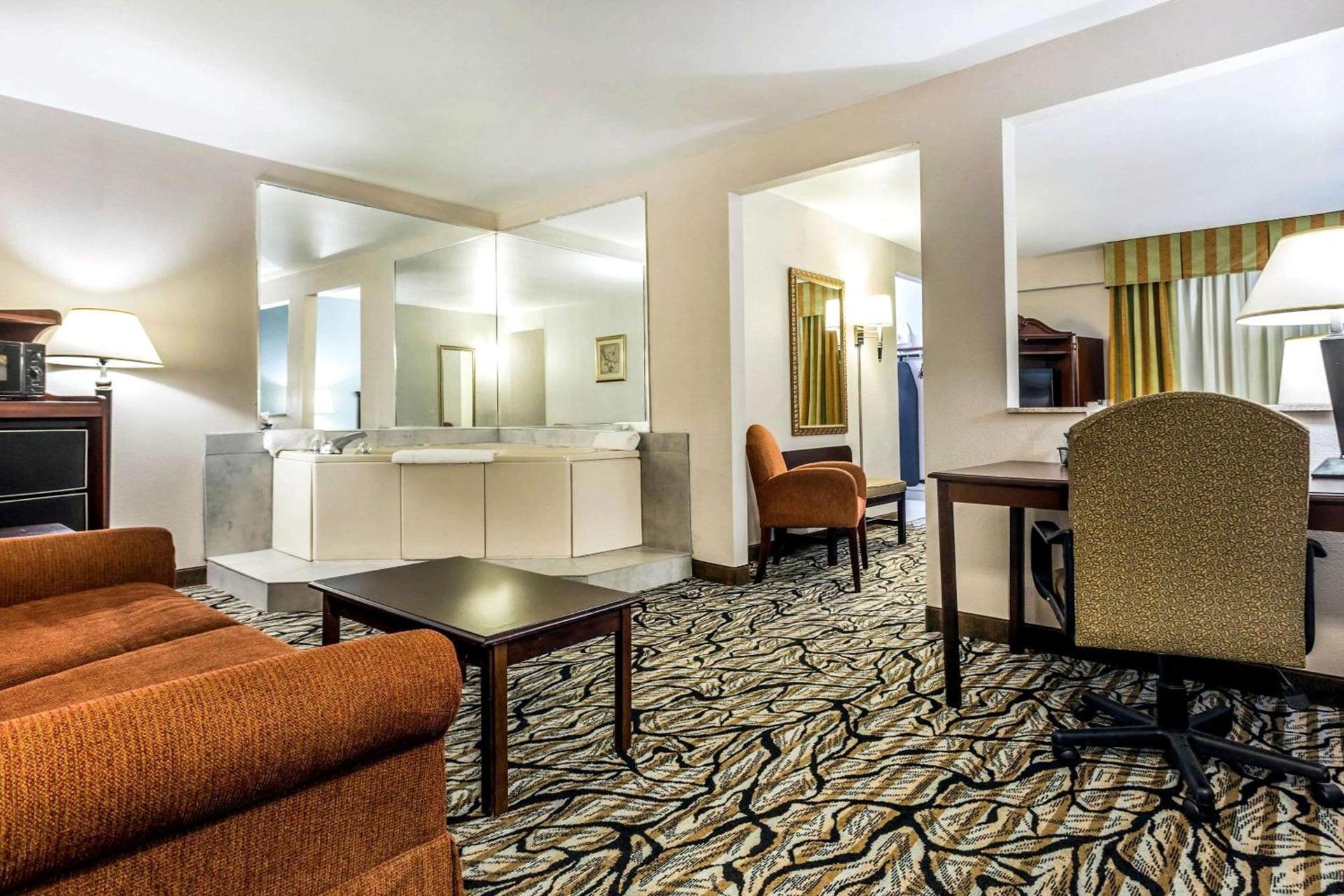 Quality Inn Fort Mill near Carowinds Blvd photo 18