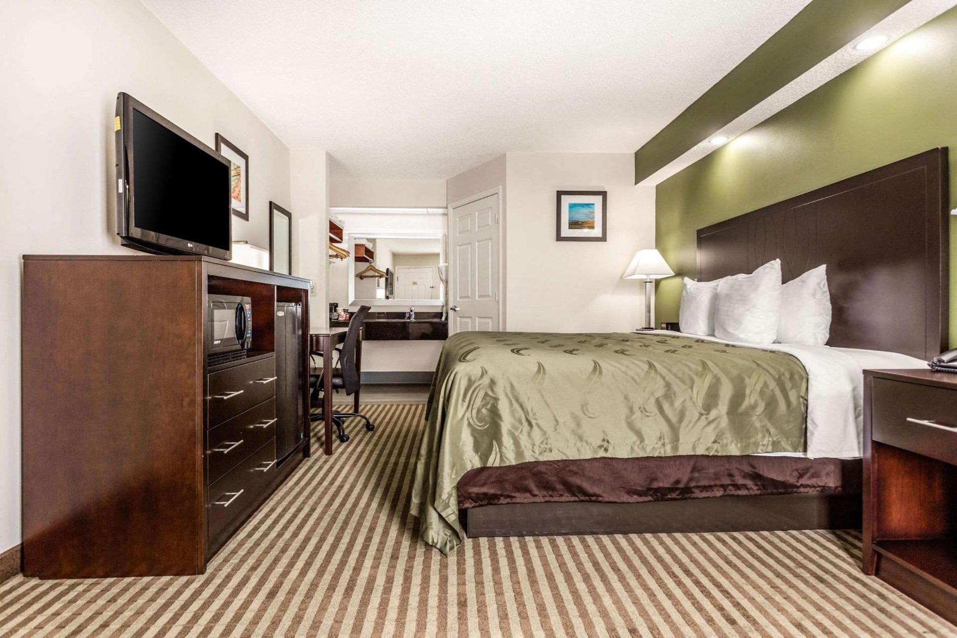 Quality Inn Lancaster photo 17