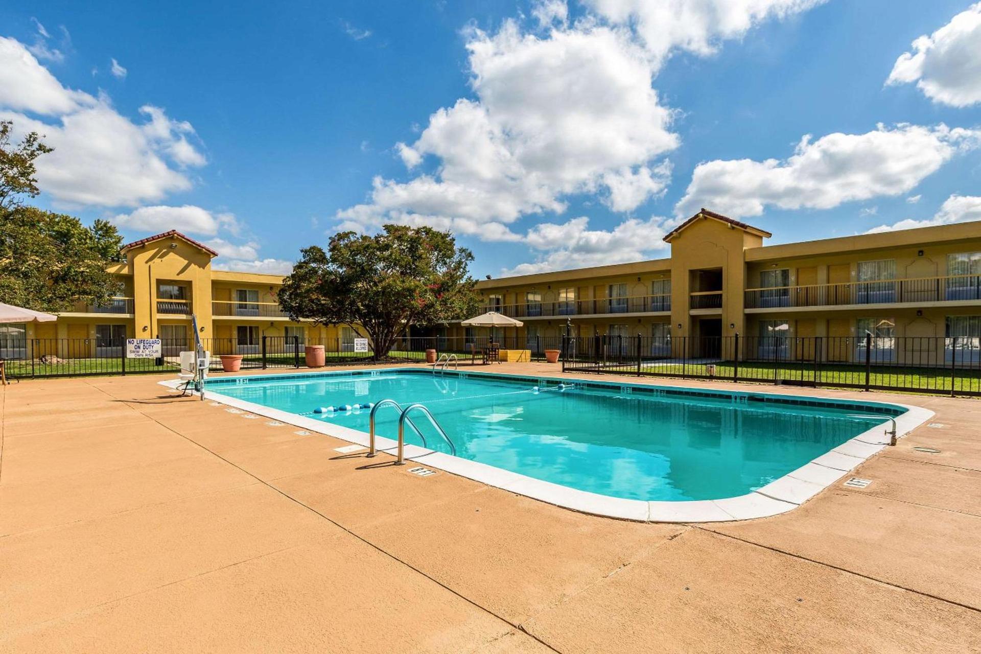 Quality Inn Clemson near University photo 14