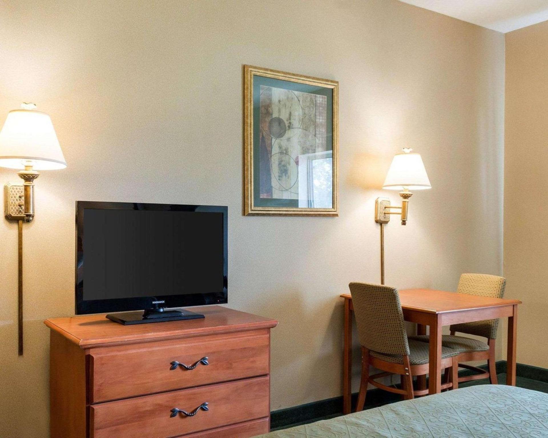 Quality Inn Brookings-University photo 2