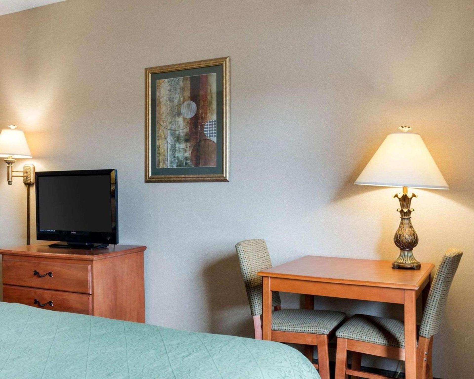 Quality Inn Brookings-University photo 3
