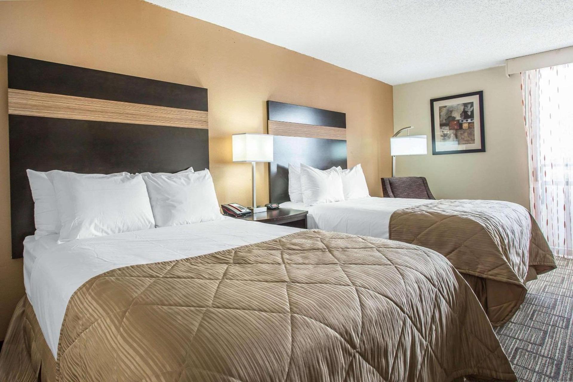Clarion Hotel Fort Mill Near Amusement Park photo 8