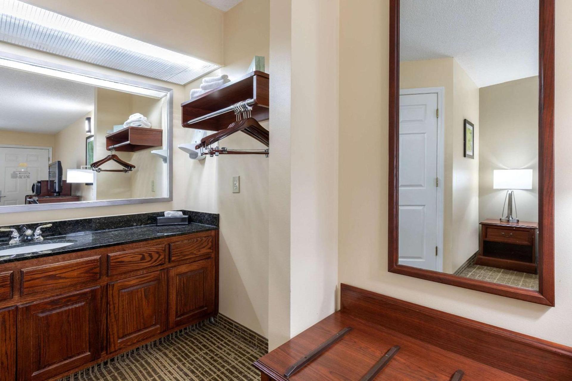 Quality Inn Cheraw photo 21