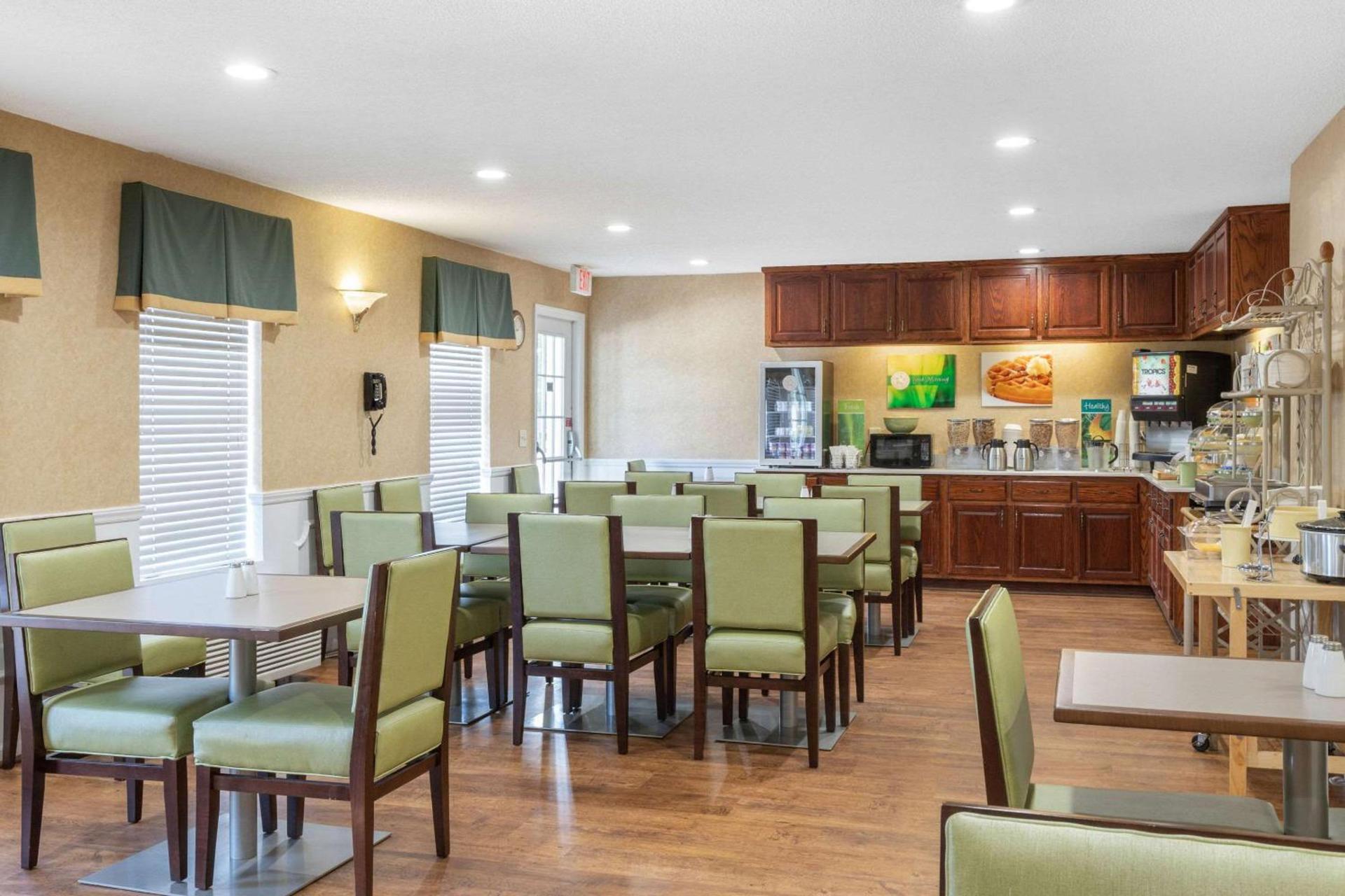 Quality Inn Cheraw photo 25