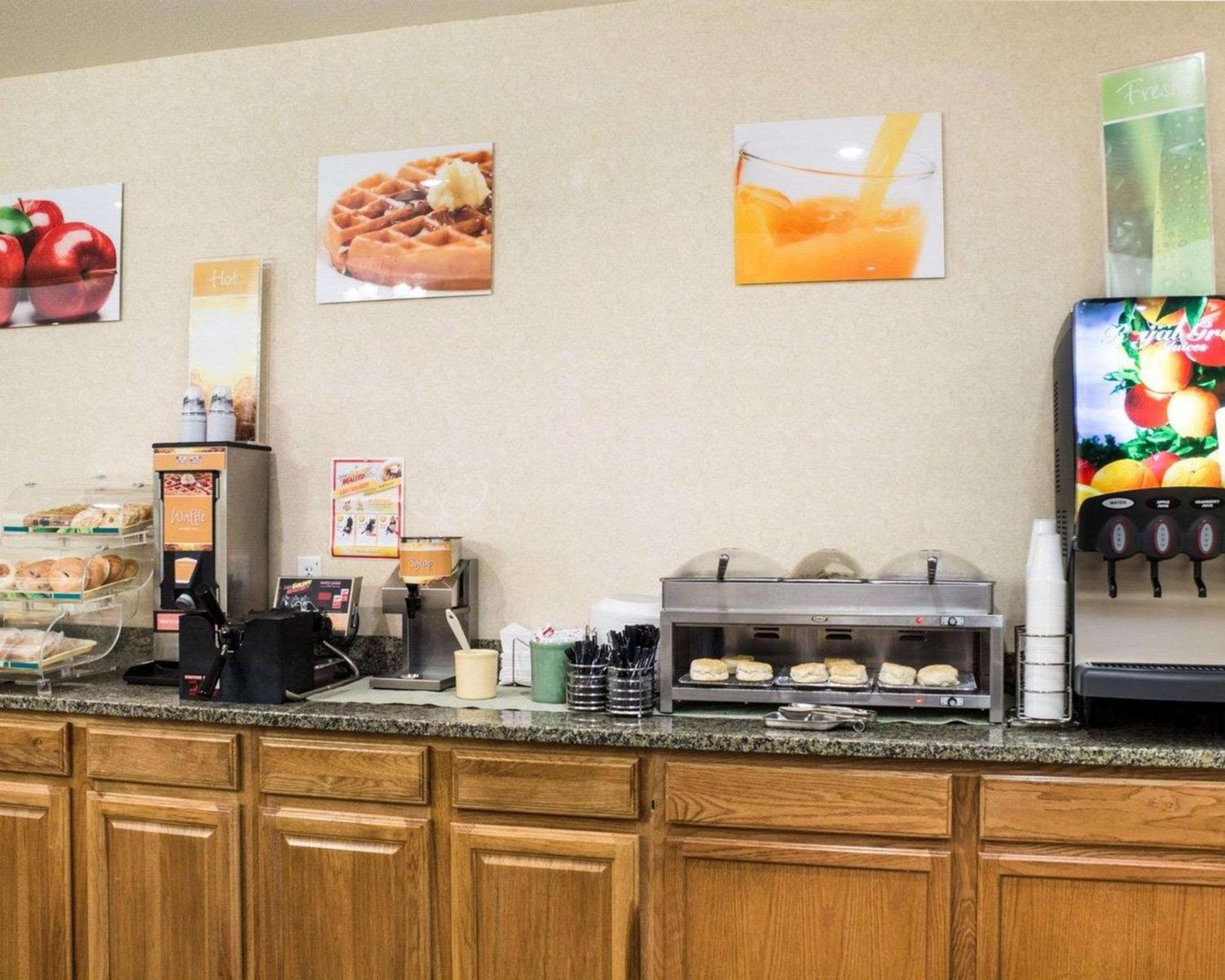 Quality Inn Oacoma - Chamberlain photo 30