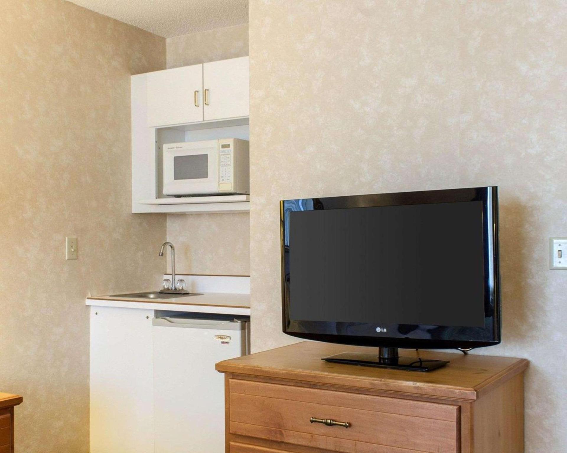 Quality Inn Brandon - Sioux Falls photo 14