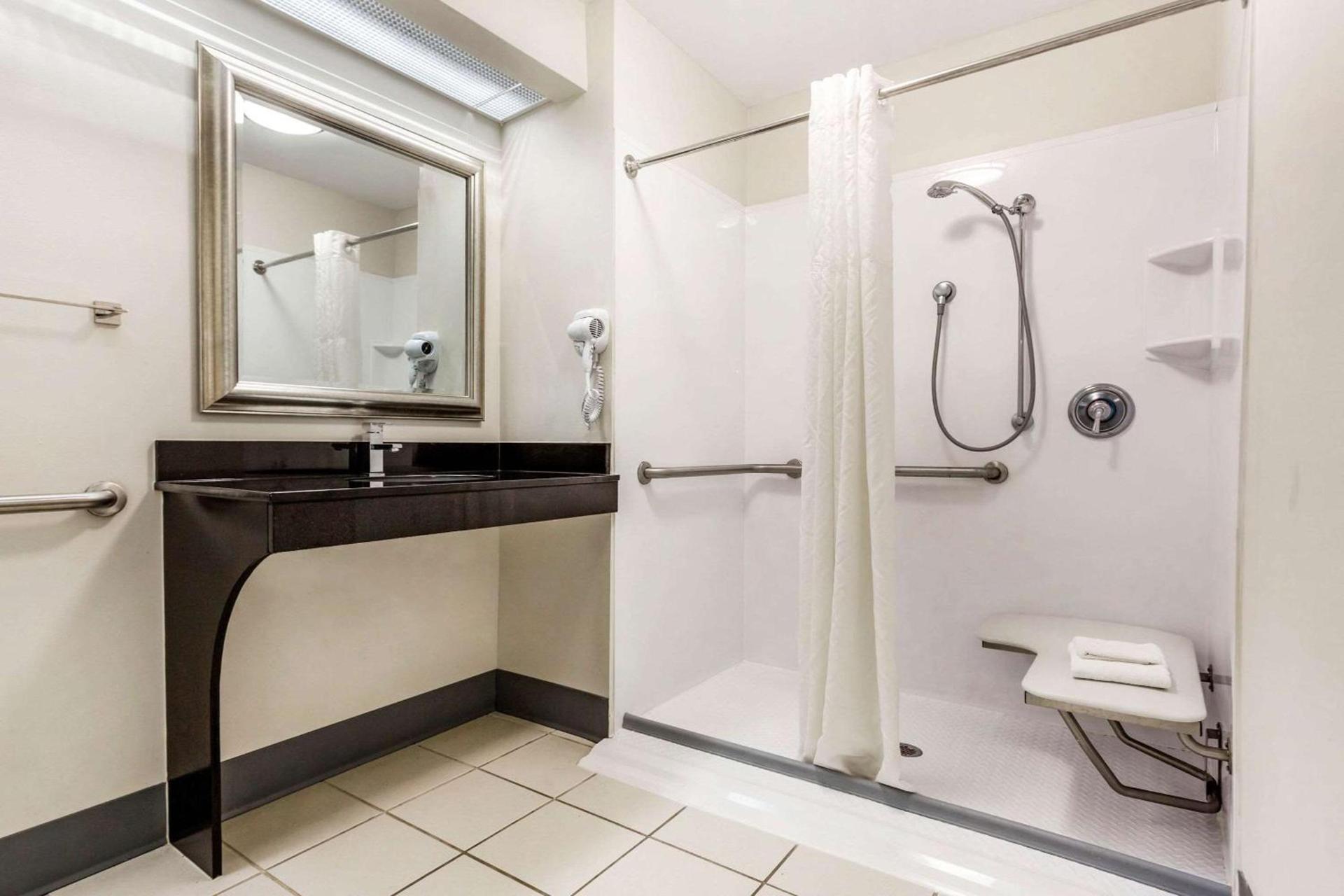 Quality Inn Lancaster photo 20