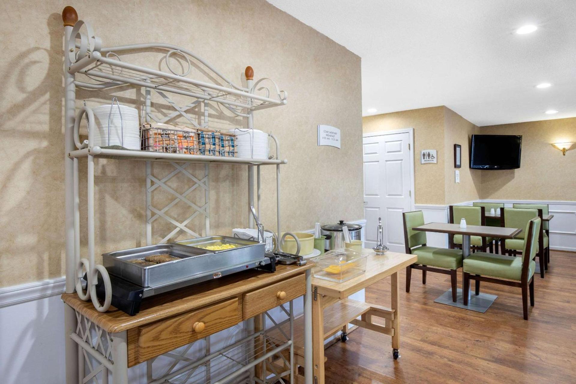 Quality Inn Cheraw photo 27